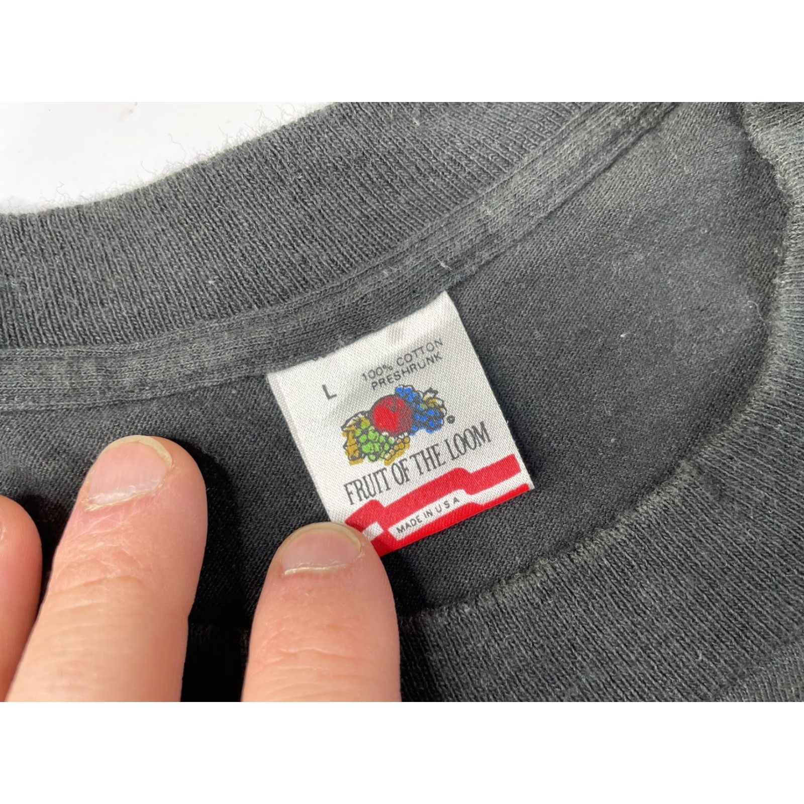 Fruit Of The Loom VINTAGE Fruit of the Loom UCSF Black T-Shirt L Men 90s California Single Stitch Logo All Seasons Size US L / EU 52-54 / 3 - 2 Thumbnail