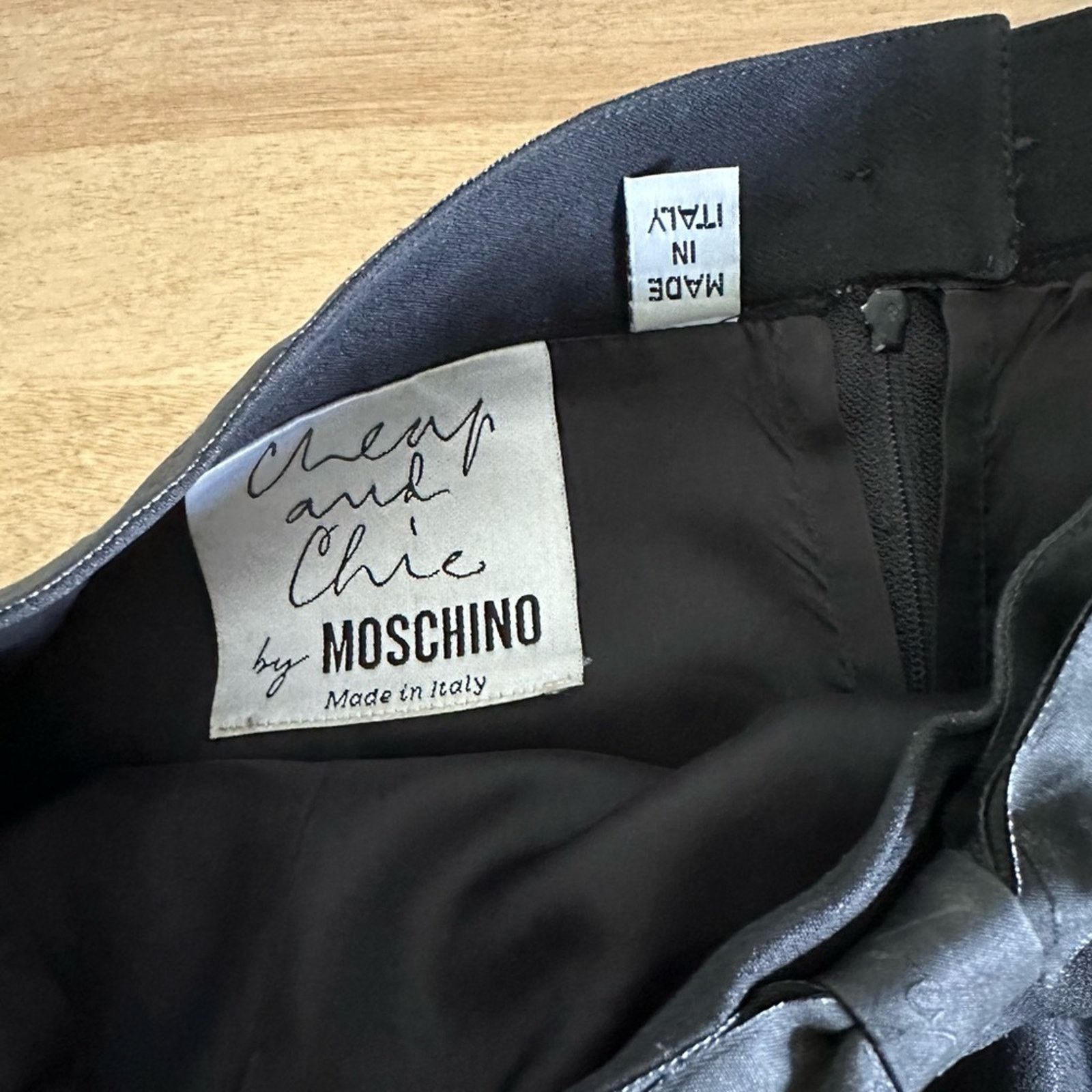 Moschino Vintage Moschino! Black pencil skirt - 6 Size 27" / US 4 / IT 40 - 7 Thumbnail