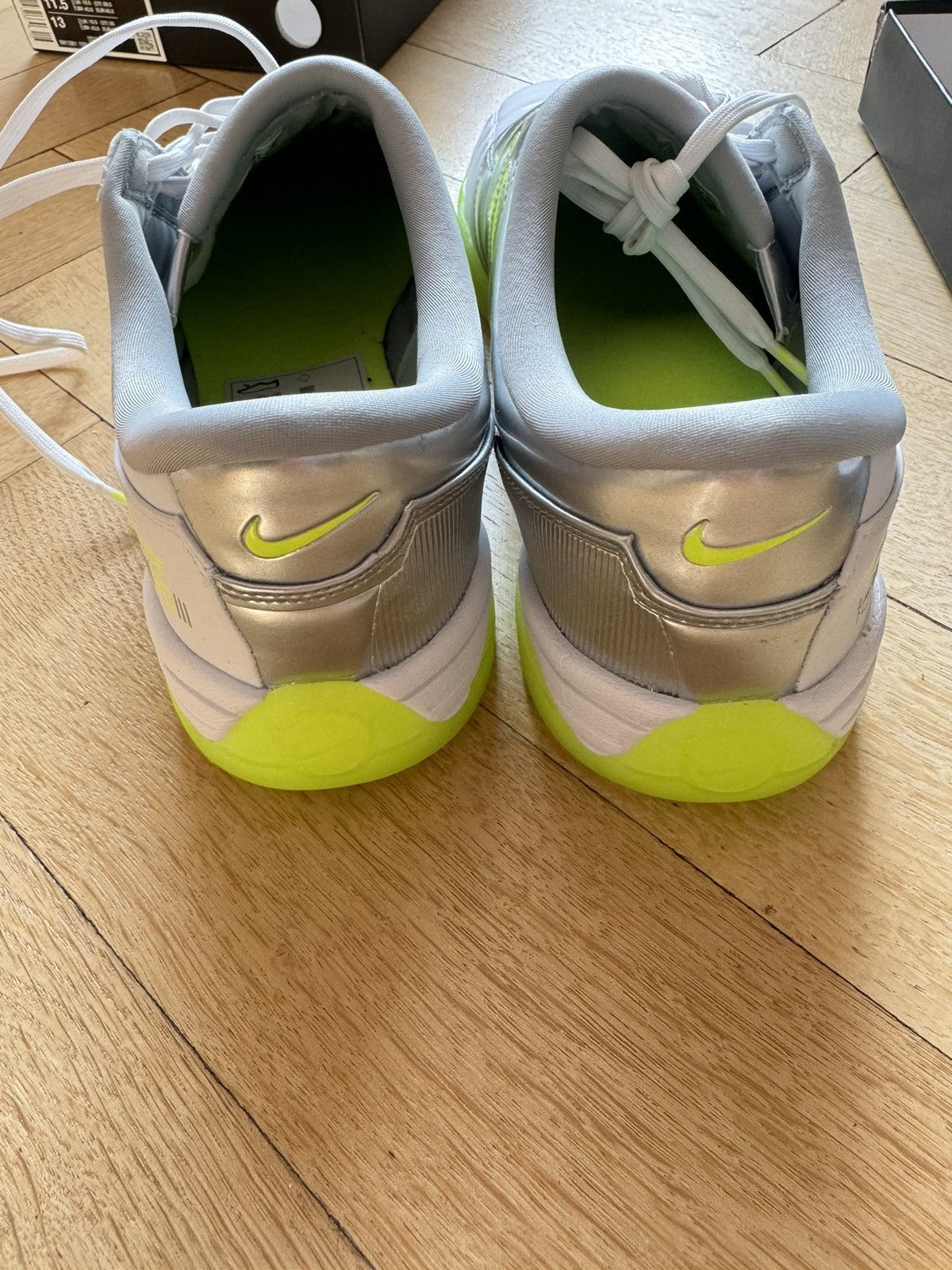 Palace Nike x Palace Total 90 3 Size US 11.5 / EU 44-45 - 6 Thumbnail