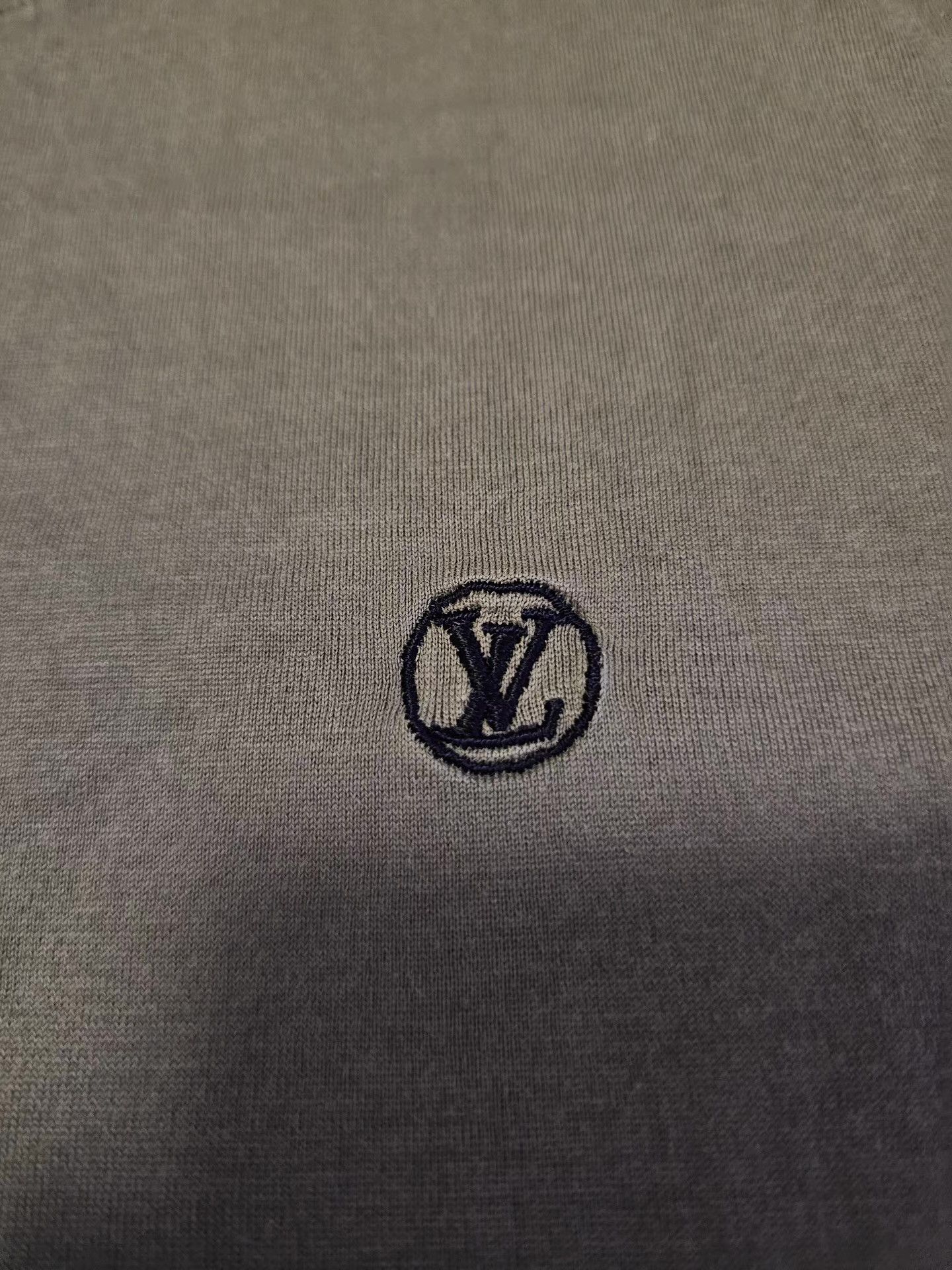 Louis Vuitton Louis Vuitton Short Sleeve T-shirt Size US XS / EU 42 / 0 - 2 Thumbnail