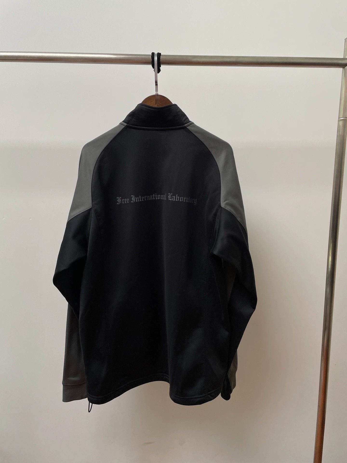 Nike Bristol x Nike x Fragment Logo Jacket XL Black/Gray Size US XL / EU 56 / 4 - 2 Thumbnail