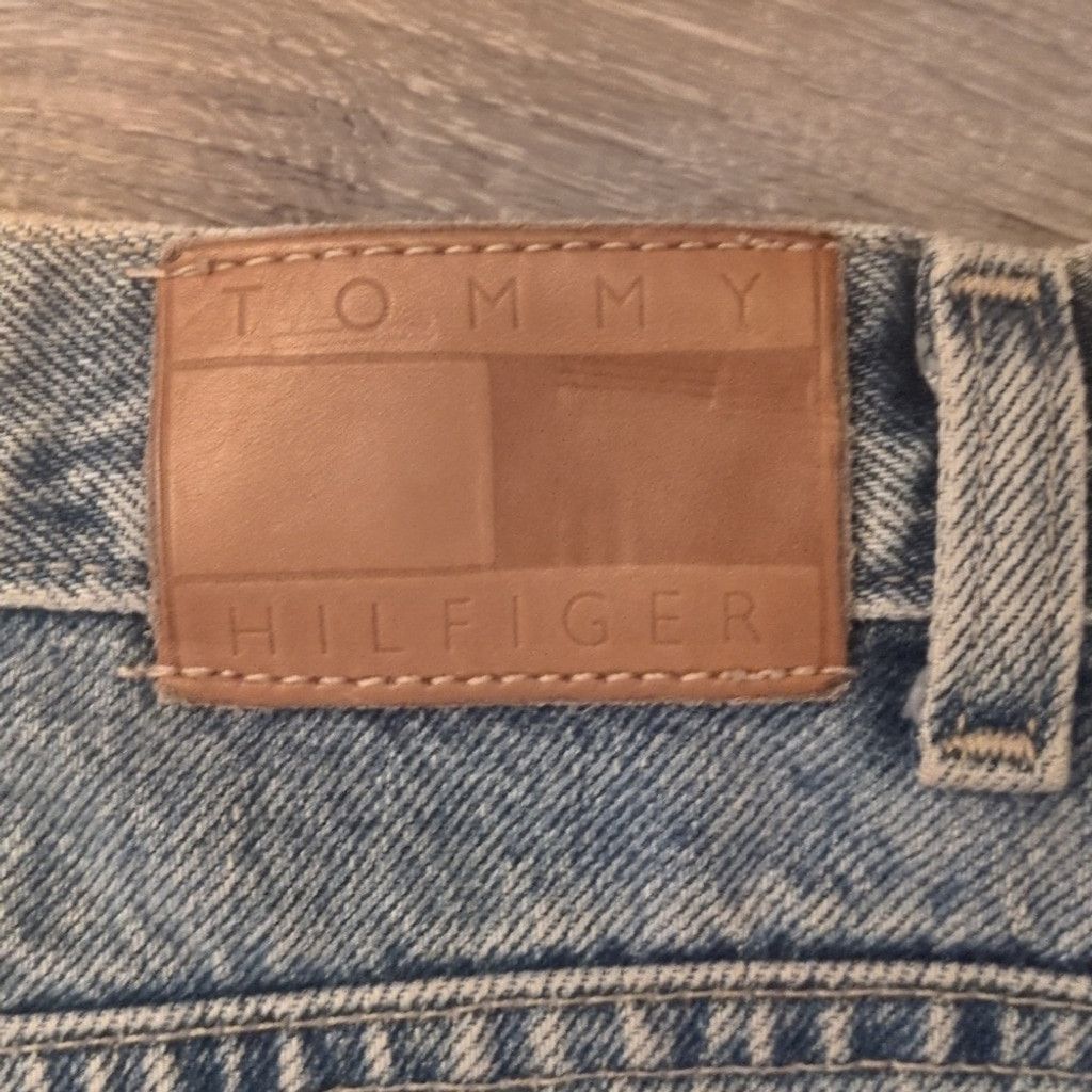 Tommy Hilfiger Tommy Hilfiger Vintage Y2K A Line 5 pocket skirt size 14 Size 33" - 4 Thumbnail