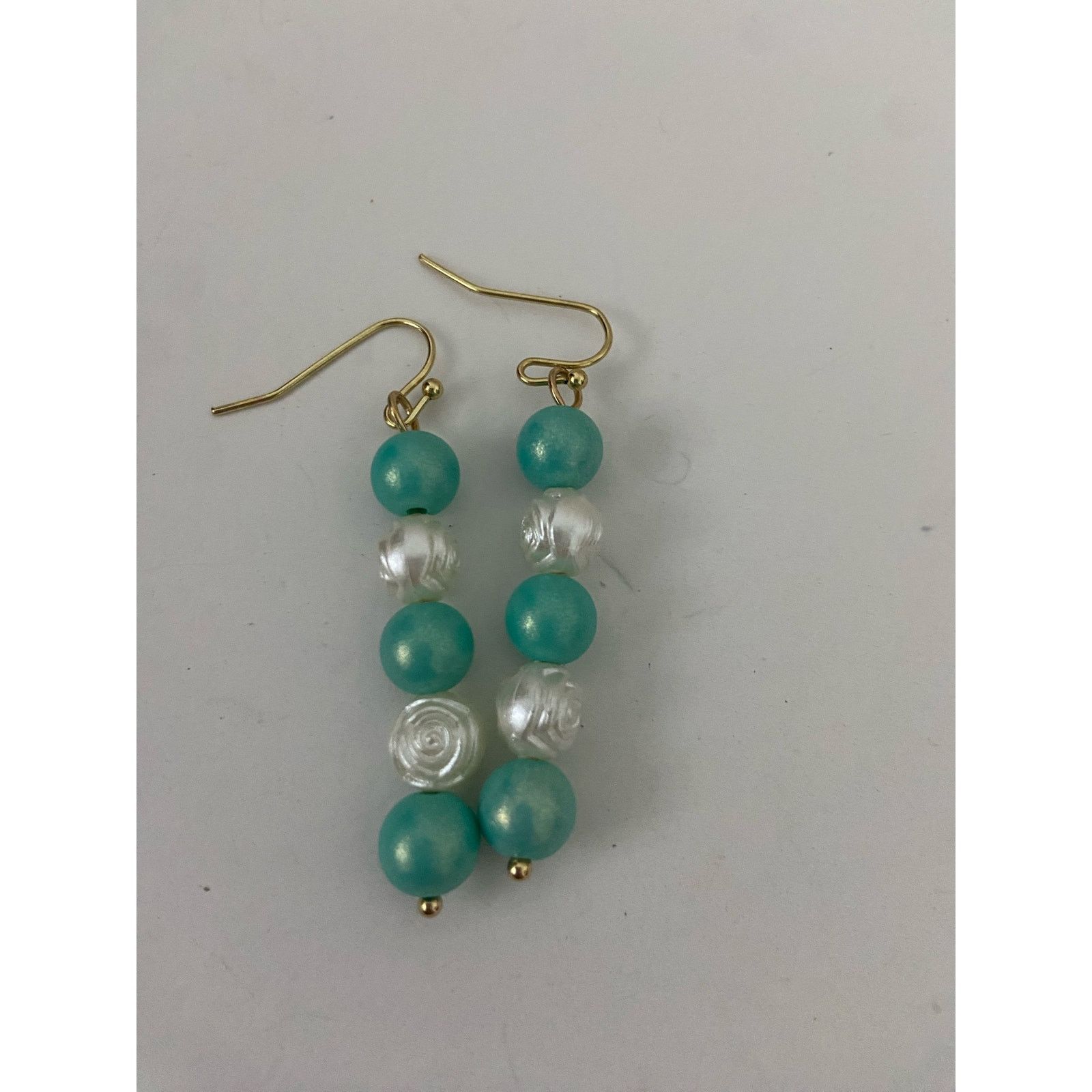 Handmade teal and white rose bead earrings Size ONE SIZE - 3 Thumbnail