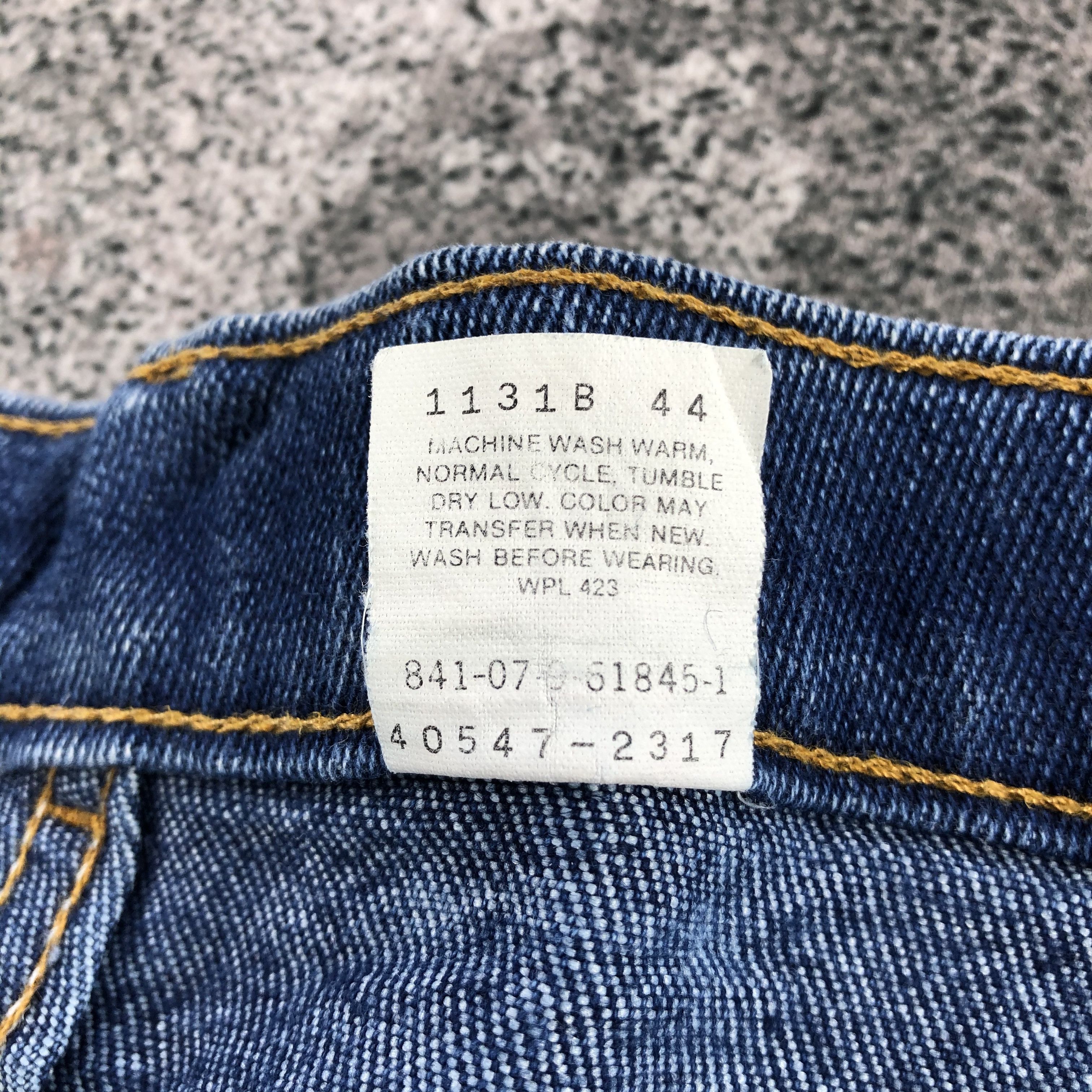Levi's Vintage Levis 547 Jeans Blue Wash Denim KJ864 Size US 37 - 14 Thumbnail