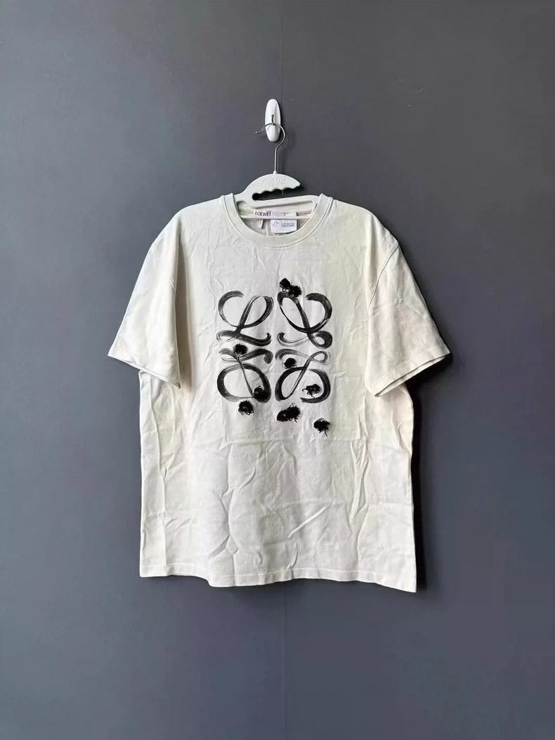 Loewe loewe Beige short sleeves 2505-Nextarrow Size US M / EU 48-50 / 2 - 1 Thumbnail