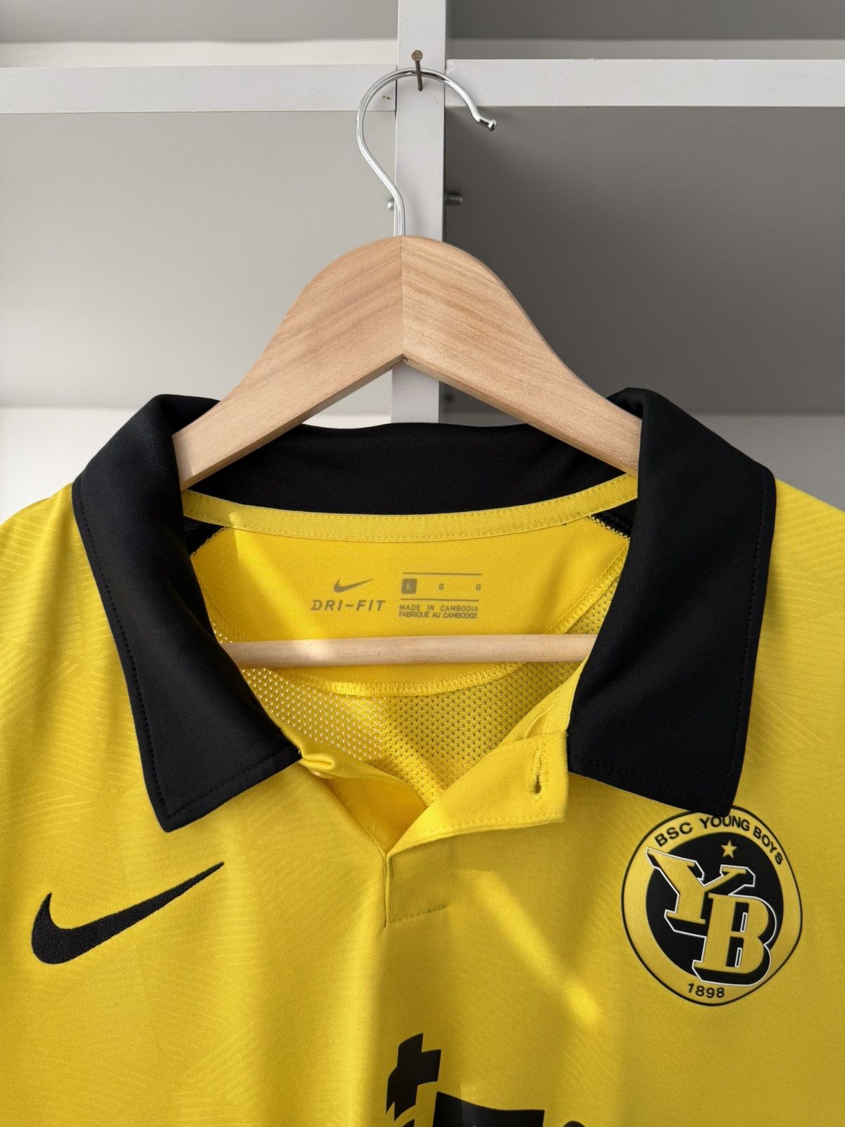 Nike Nike x Young Boys BSC Club 2020 2021 Home Jersey Size US L / EU 52-54 / 3 - 4 Thumbnail