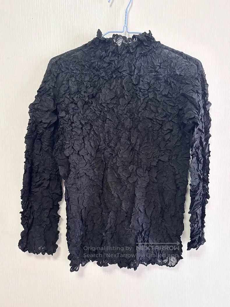 Issey Miyake Issey Miyake Main Line Pleated Top Size M / US 6-8 / IT 42-44 - 1 Thumbnail