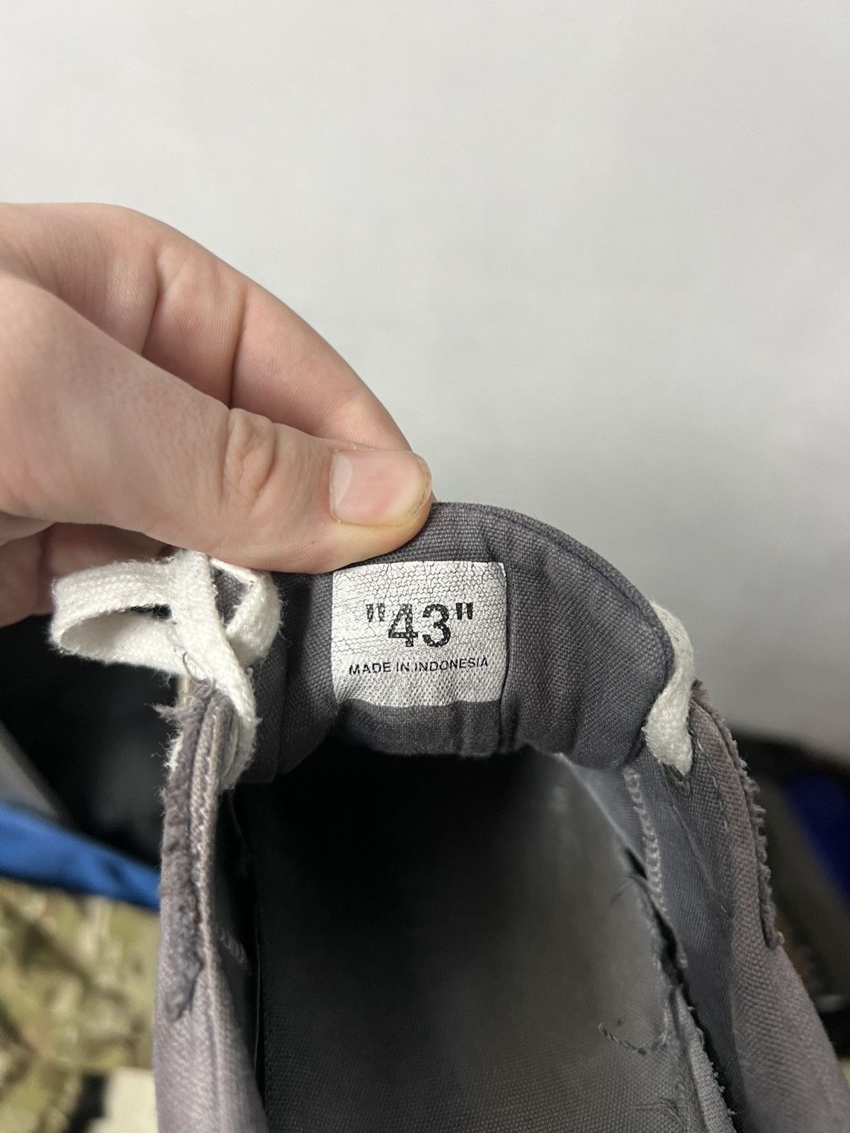 Off-White Off-White Vulcanized Suede Luxury Gray Sneakers EU43 Shoes Size US 10 / EU 43 - 14 Thumbnail