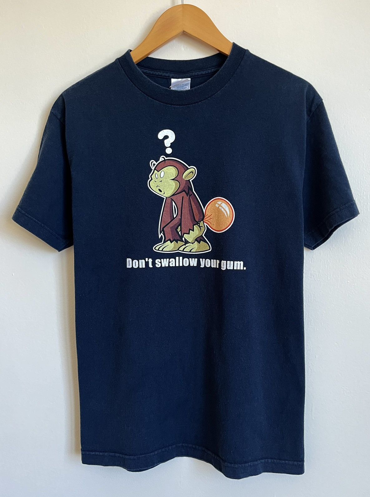 Vintage Vintage 00’s Crazy Monkey “Don't Swallow Your Gum” T-Shirt Size US M / EU 48-50 / 2 - 1 Thumbnail