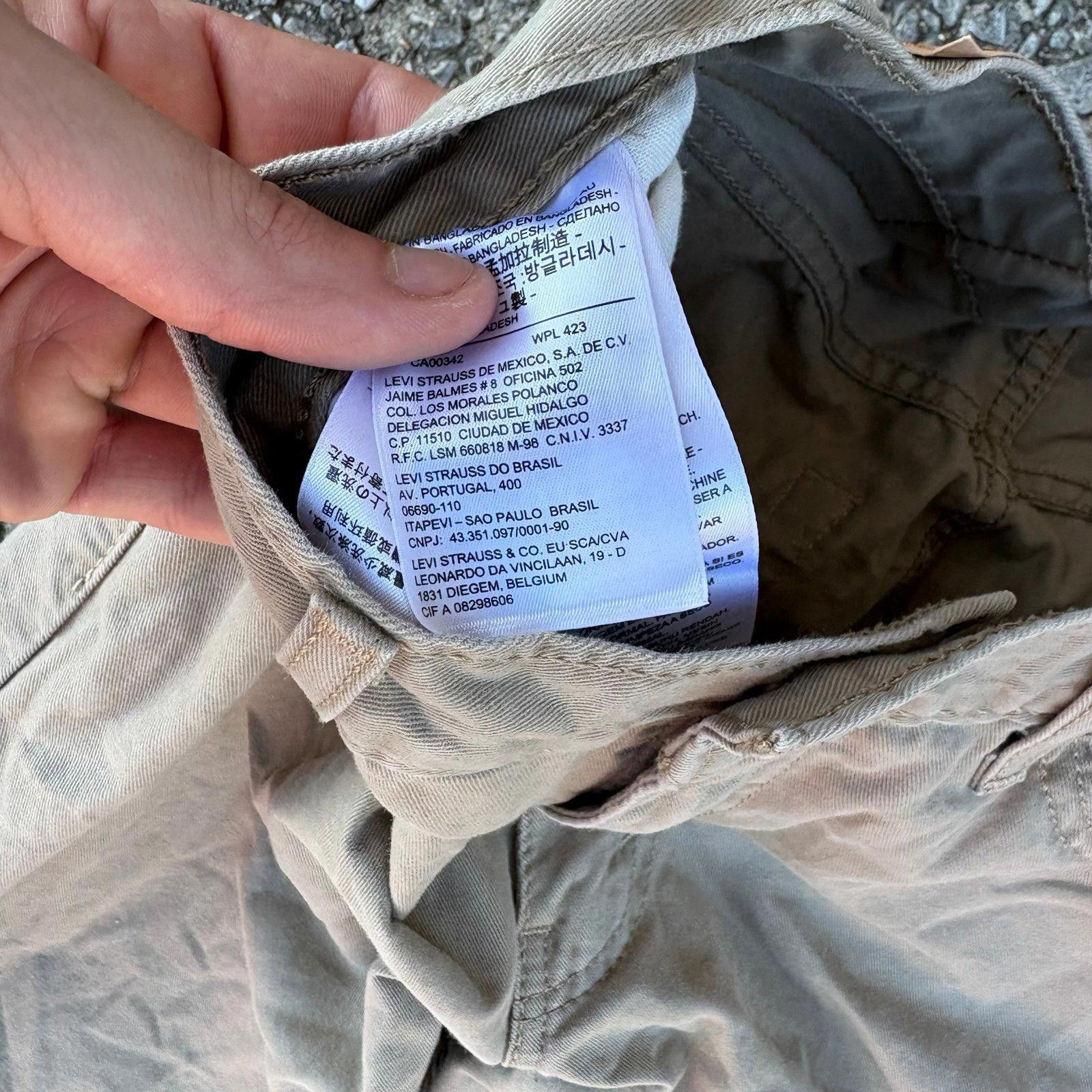 Levi's Vintage Levi’s khaki pants Size US 32 / EU 48 - 6 Thumbnail