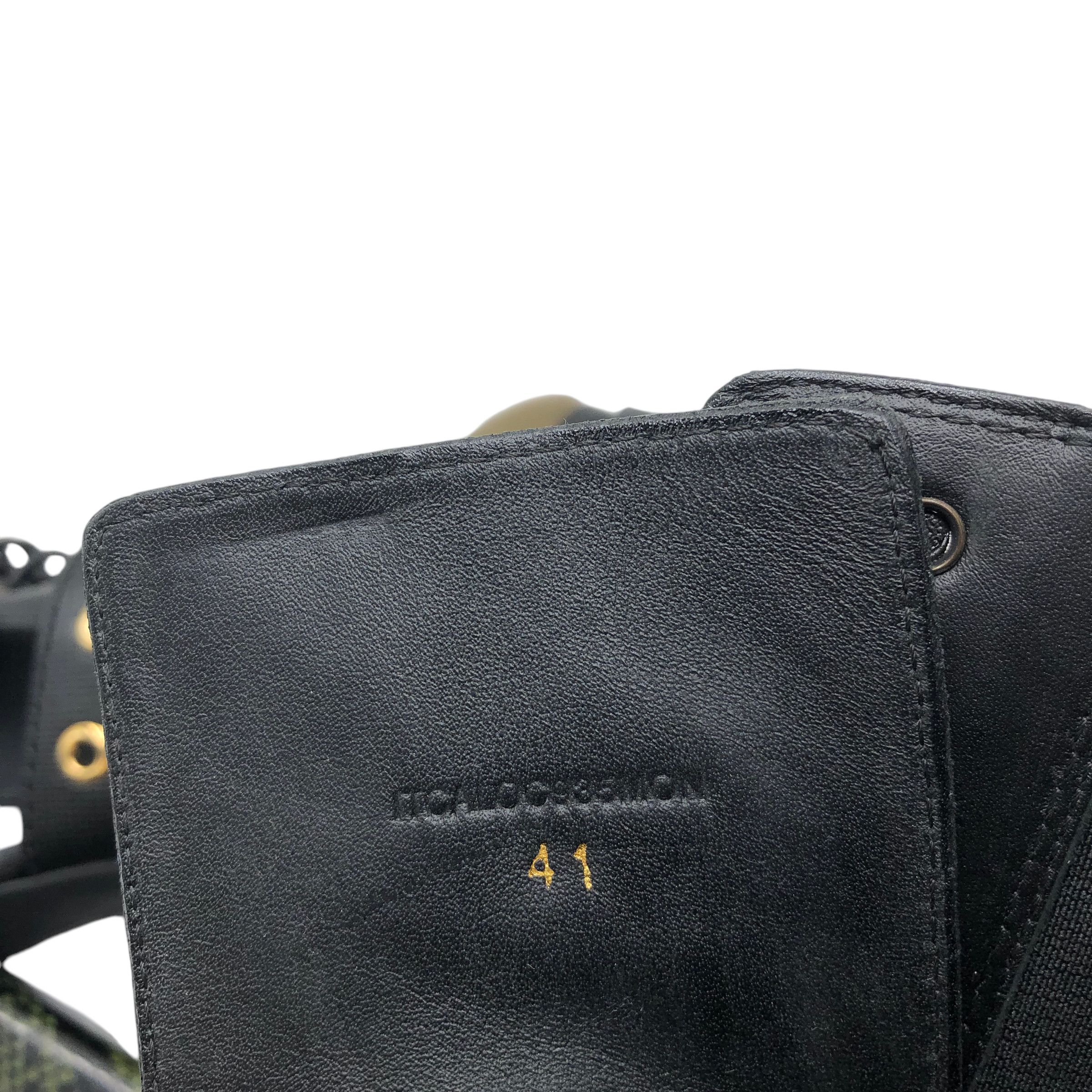 Burberry Burberry Black/Green Snakeskin Leather Heeled Ankle Boots Size US 11 / IT 41 - 11 Thumbnail