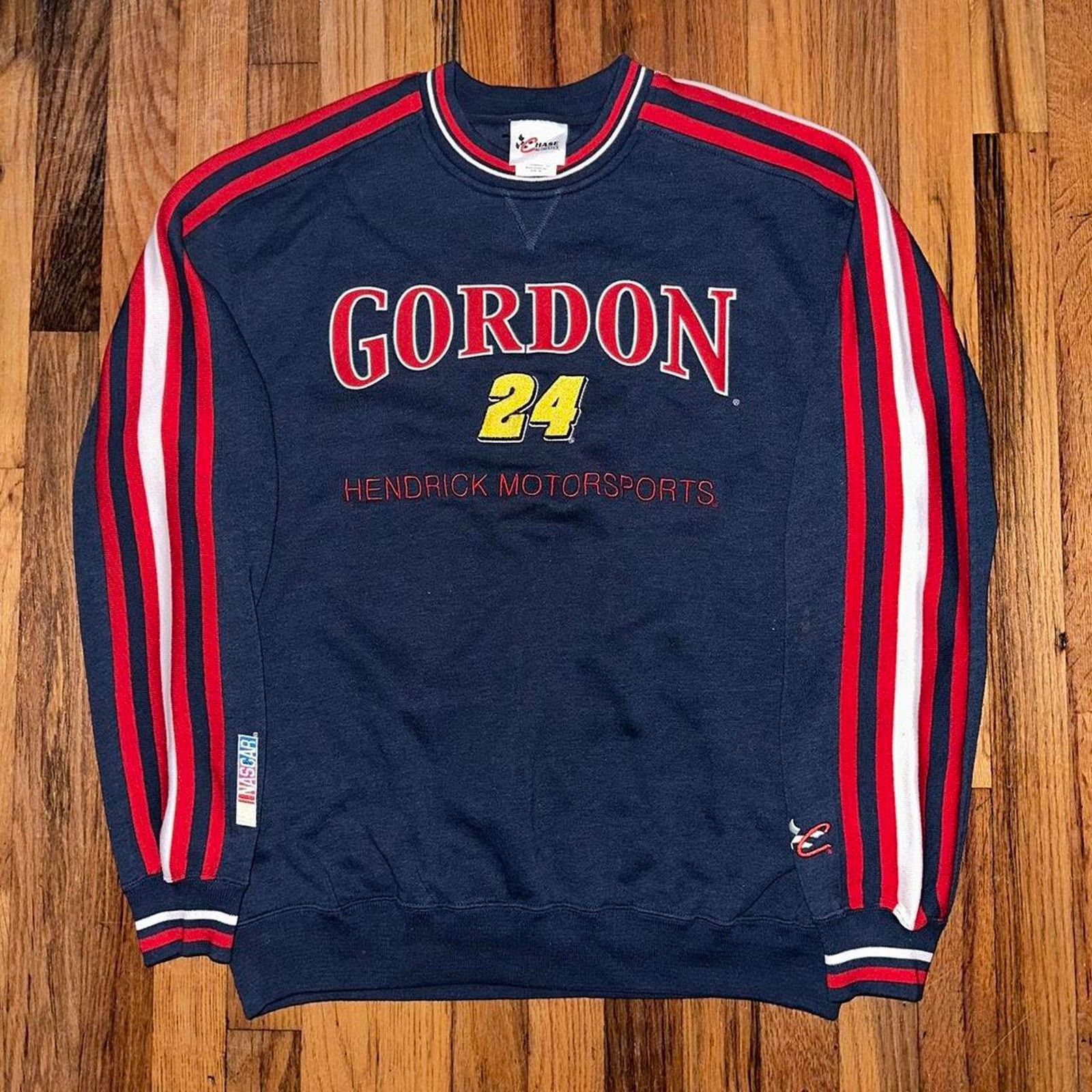 Chase Authentics × NASCAR Vintage Chase Authentics Jeff Gordon 24 NASCAR Crewneck sz M Size US M / EU 48-50 / 2 - 1 Thumbnail