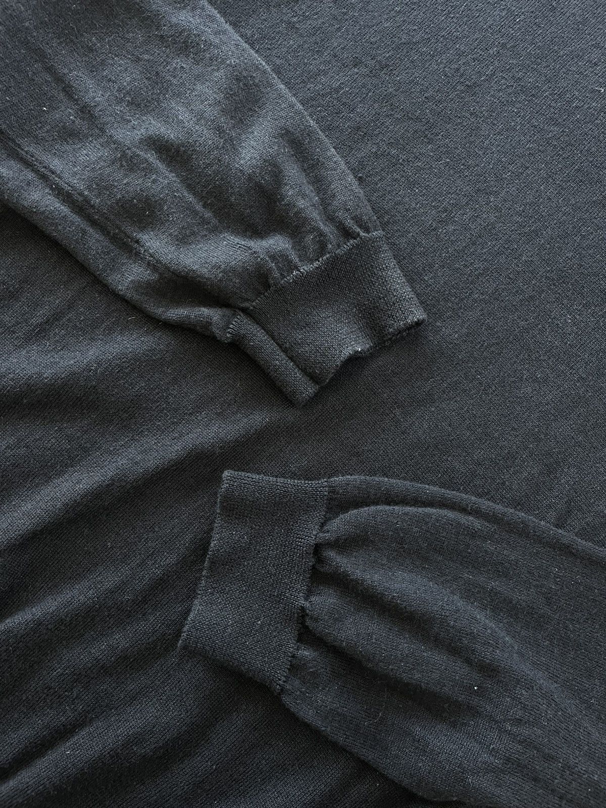 Gucci Vintage Gucci Tom Ford Wool Turtleneck Black Minimalistic Size US XXL / EU 58 / 5 - 8 Thumbnail