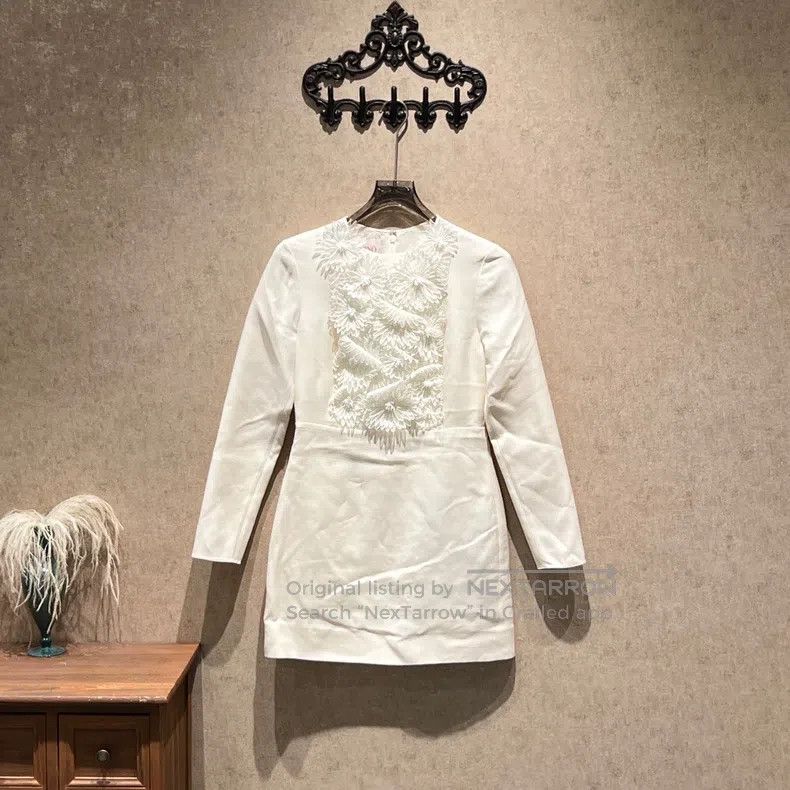 Valentino Valentino Off-white floral beaded stamens dress Size M / US 6-8 / IT 42-44 - 1 Thumbnail
