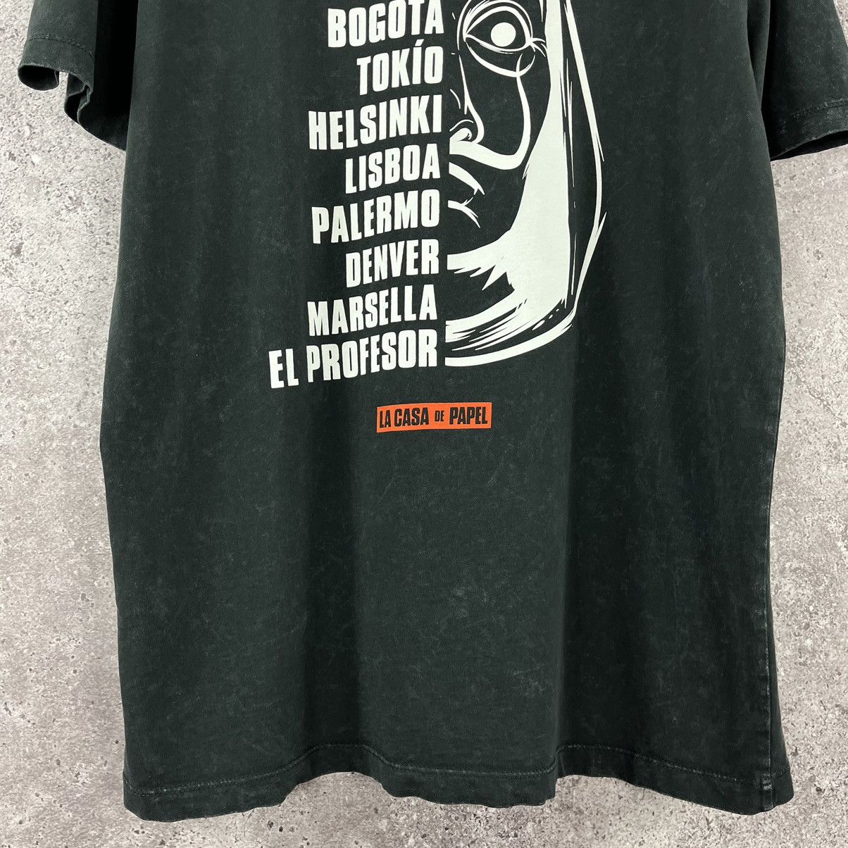 Other La Casa de Papel (Money Heist) T-Shirt Netflix Size L Size US L / EU 52-54 / 3 - 8 Thumbnail