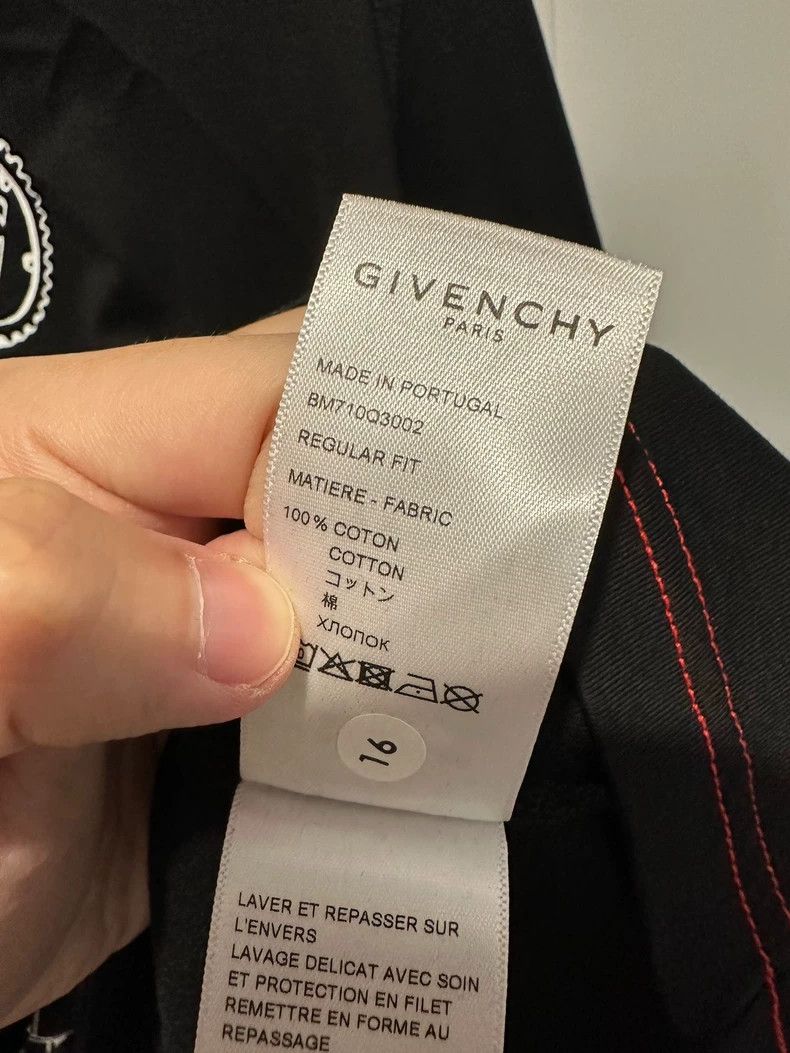 Givenchy Givenchy Short Sleeve Size US XL / EU 56 / 4 - 6 Thumbnail