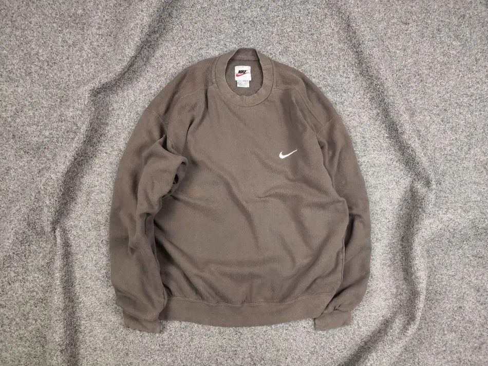 Nike Vintage 90's Nike Logo Khaki Faded Square Sweathsirt USA Size US M / EU 48-50 / 2 - 1 Thumbnail