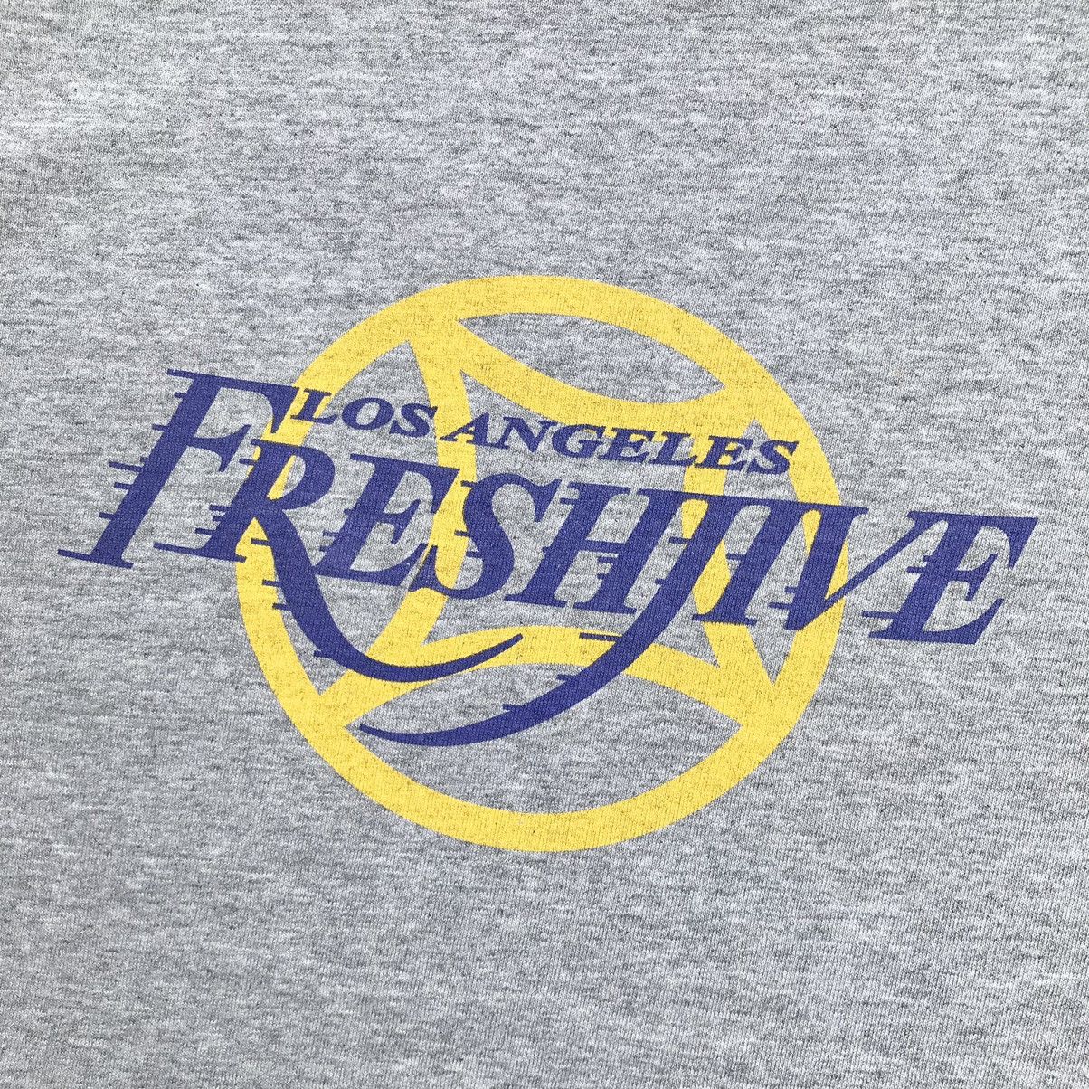 Freshjive × Stussy × Vintage 2000's Freshjive Los Angeles Ripoff Lakers NBA T-Shirt Size US M / EU 48-50 / 2 - 5 Thumbnail