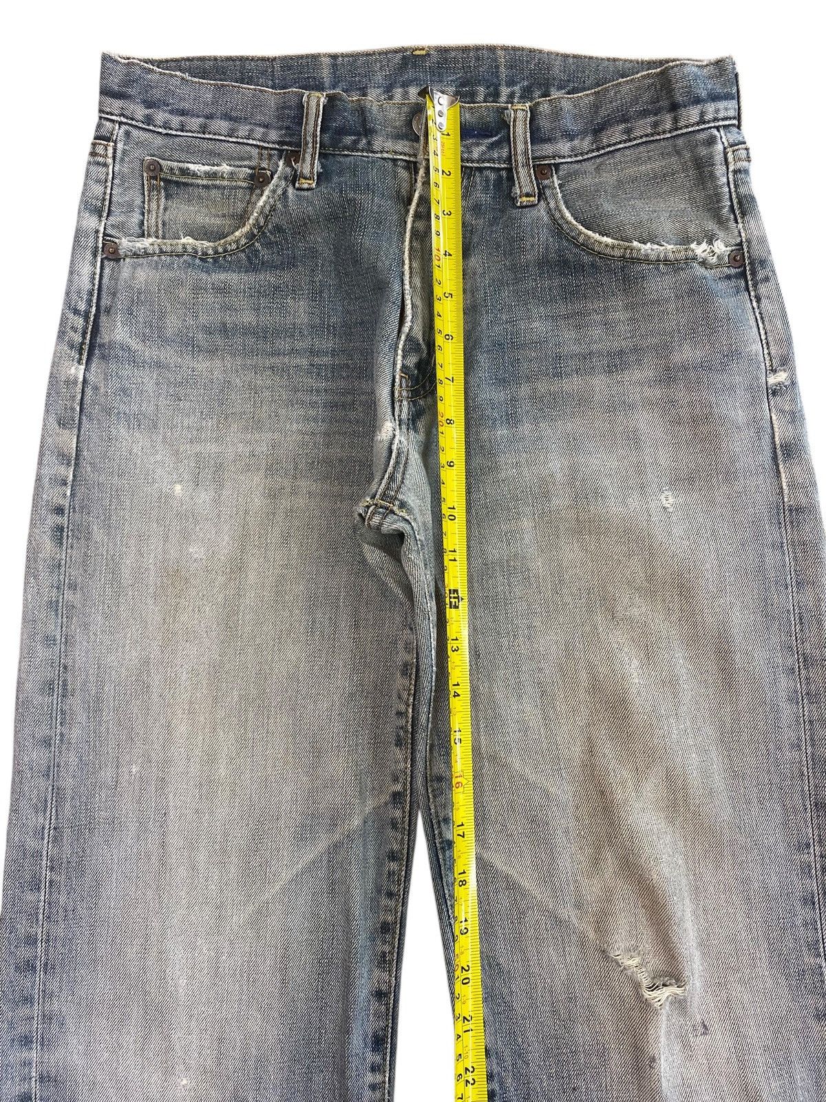 Uniqlo Uniqlo Light Blue Wash Style Loose Jeans Size US 30 / EU 46 - 6 Thumbnail