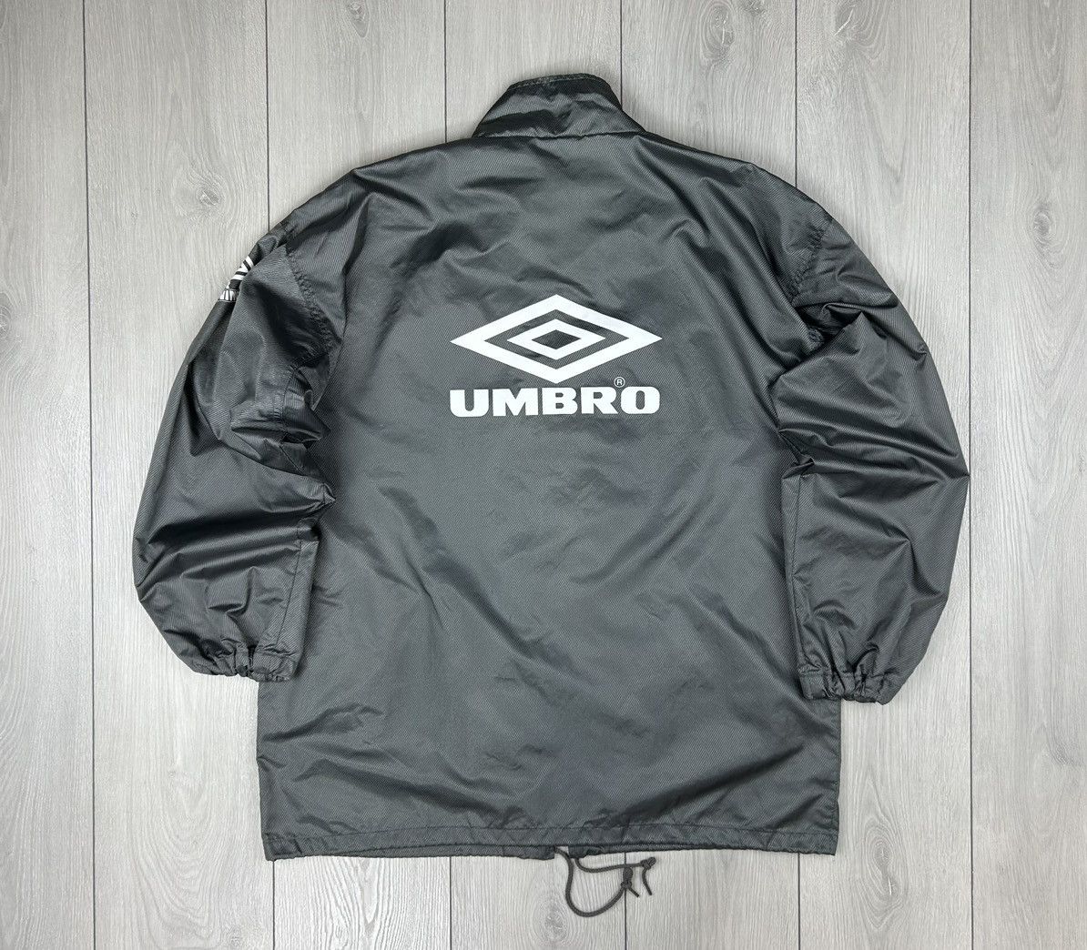 Umbro Umbro Vintage Light Jacket size M - L Size US M / EU 48-50 / 2 - 2 Thumbnail