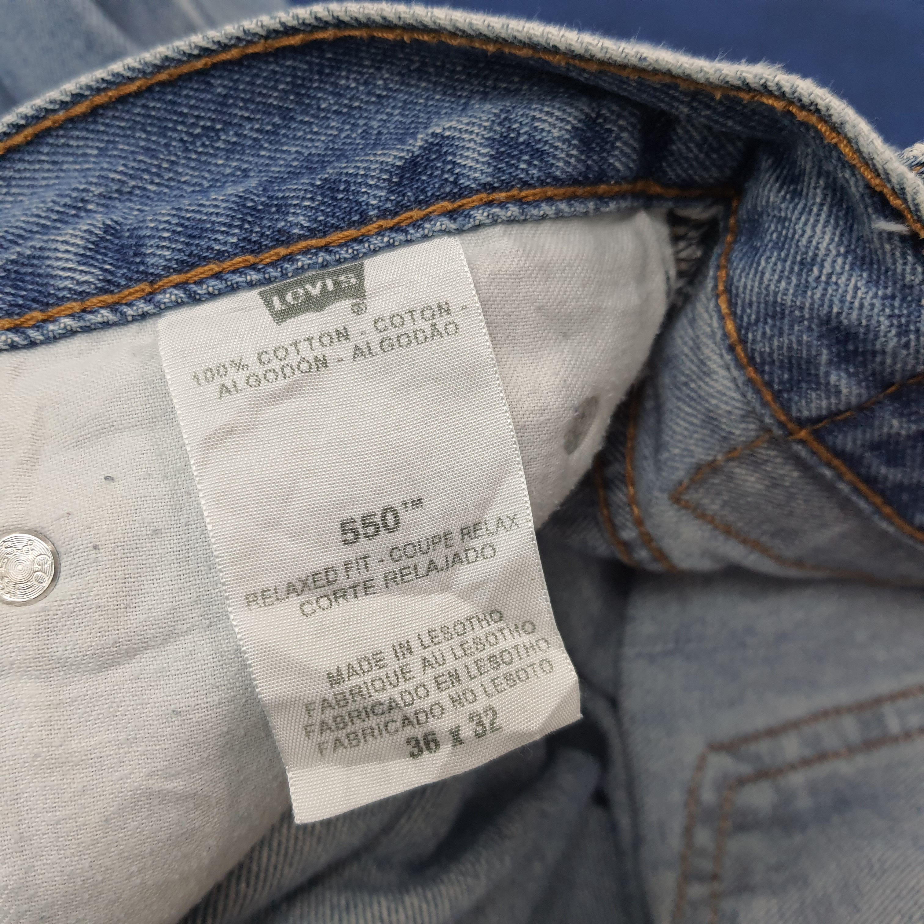 Levi's VINTAGE 90s LEVI'S 550 Distressed Light Wash Jeans C272N7 Size US 36 / EU 52 - 10 Thumbnail
