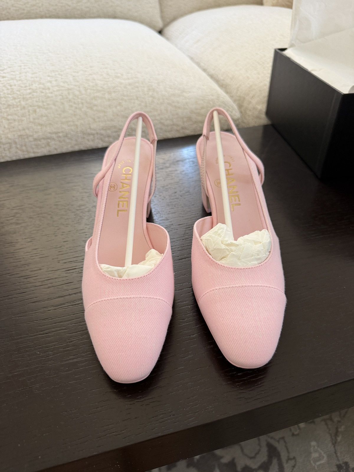 Chanel NEW chanel light pink denim slingbacks Size US 6.5 / IT 36.5 - 6 Thumbnail