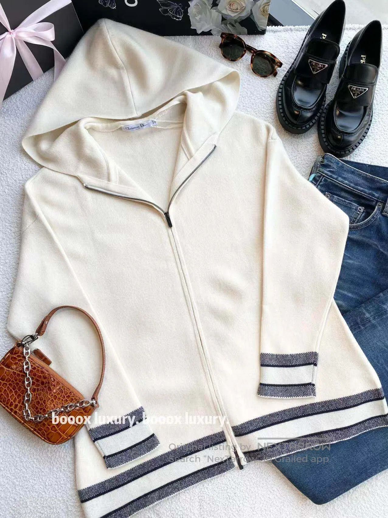 Dior Dior Beige slogan coat| Size 4XL / US 24-26 - 1 Thumbnail