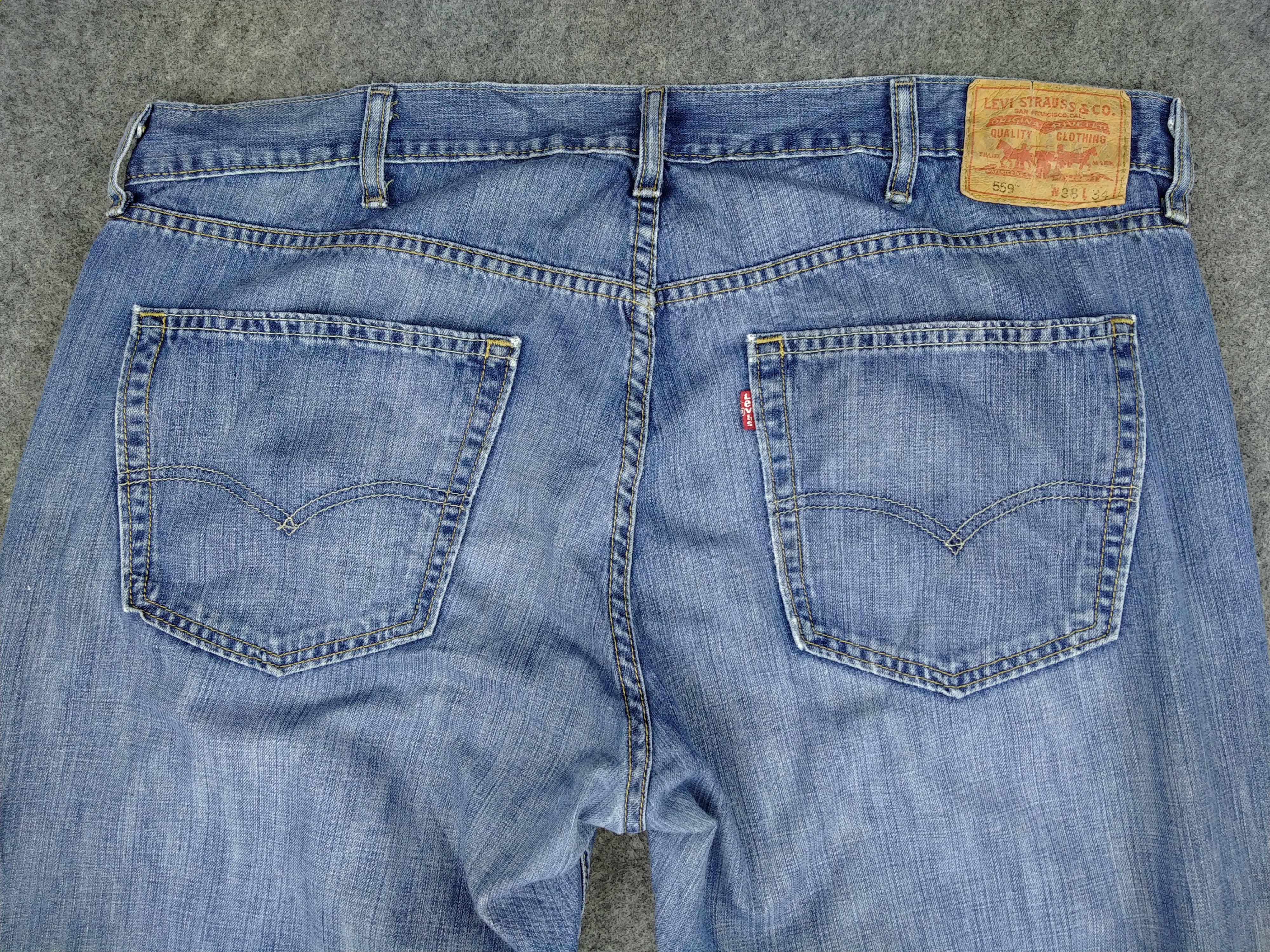 Levi's Vintage Clothing Blue Distressed Vintage Levi's 559 Denim 40x33.5 -JN445 Size US 40 / EU 56 - 4 Thumbnail
