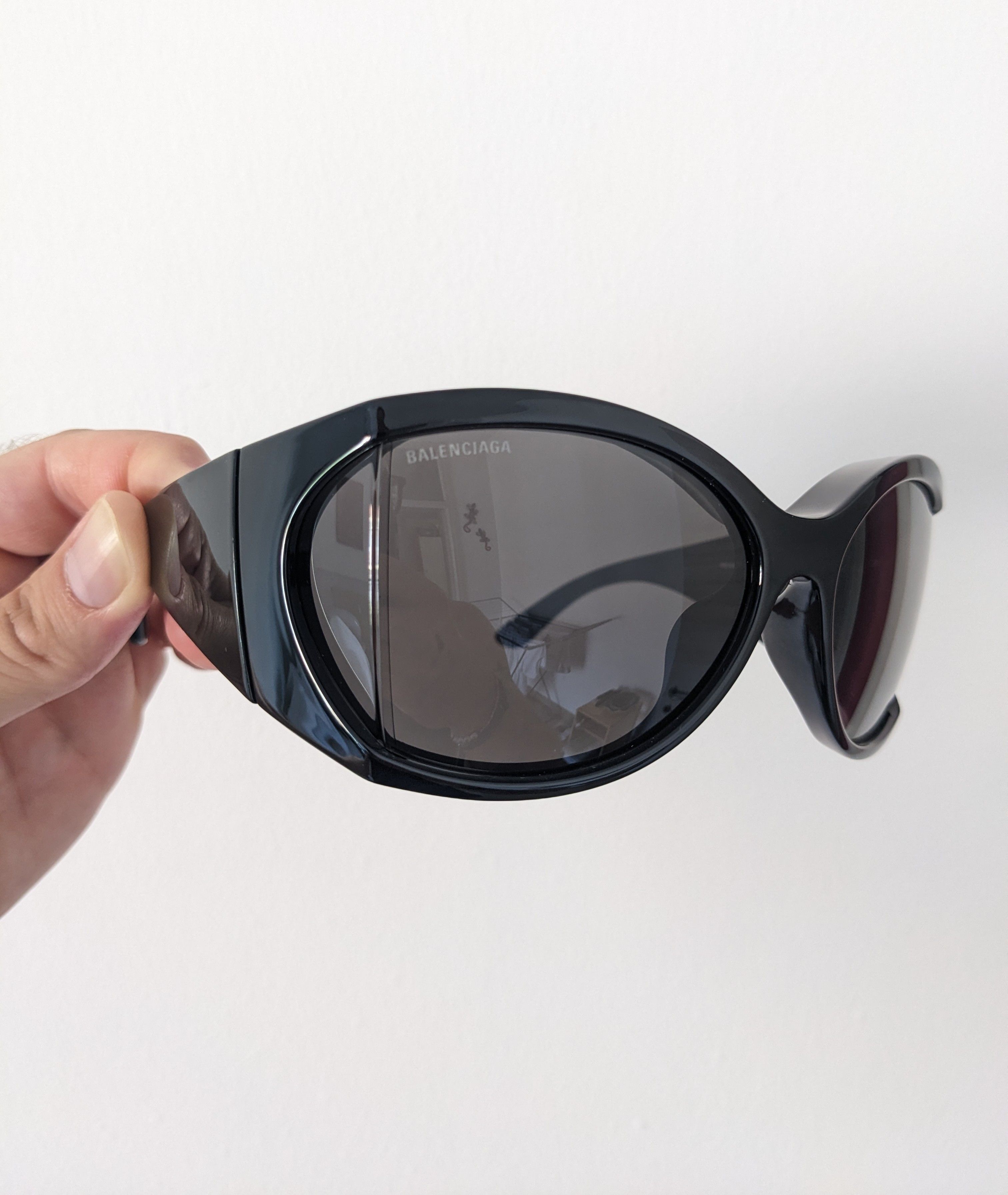 Balenciaga 2021 Runway Butterfly Mask Shielf Sunglasses TGAS