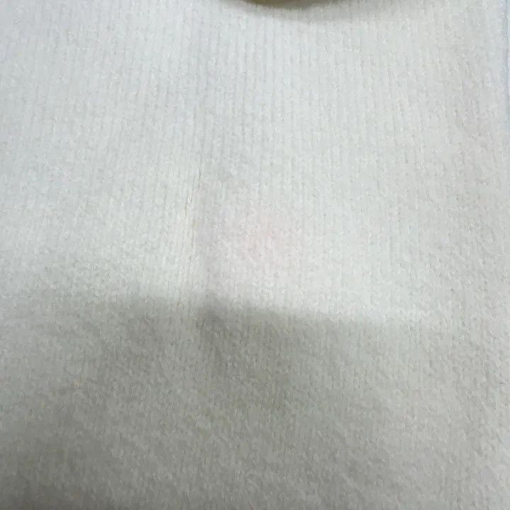AMI AMIPARIS Heart Logo White Wool Sweater -2507 Size US XS / EU 42 / 0 - 8 Thumbnail