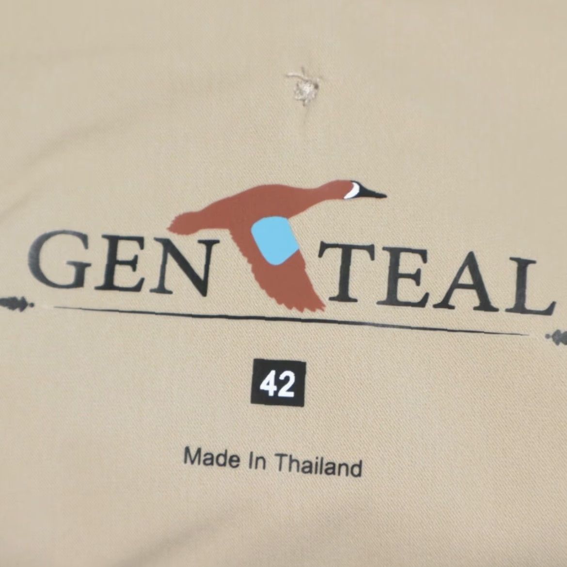 Vintage Genteal Nylon Golf Shorts Khaki Men 42 Brrr Bunker High Stretch Chino Regular Fit Inseam 8in Front Flat Button 2-Pocket Casual Mens Size US 42 / EU 58 - 5 Thumbnail