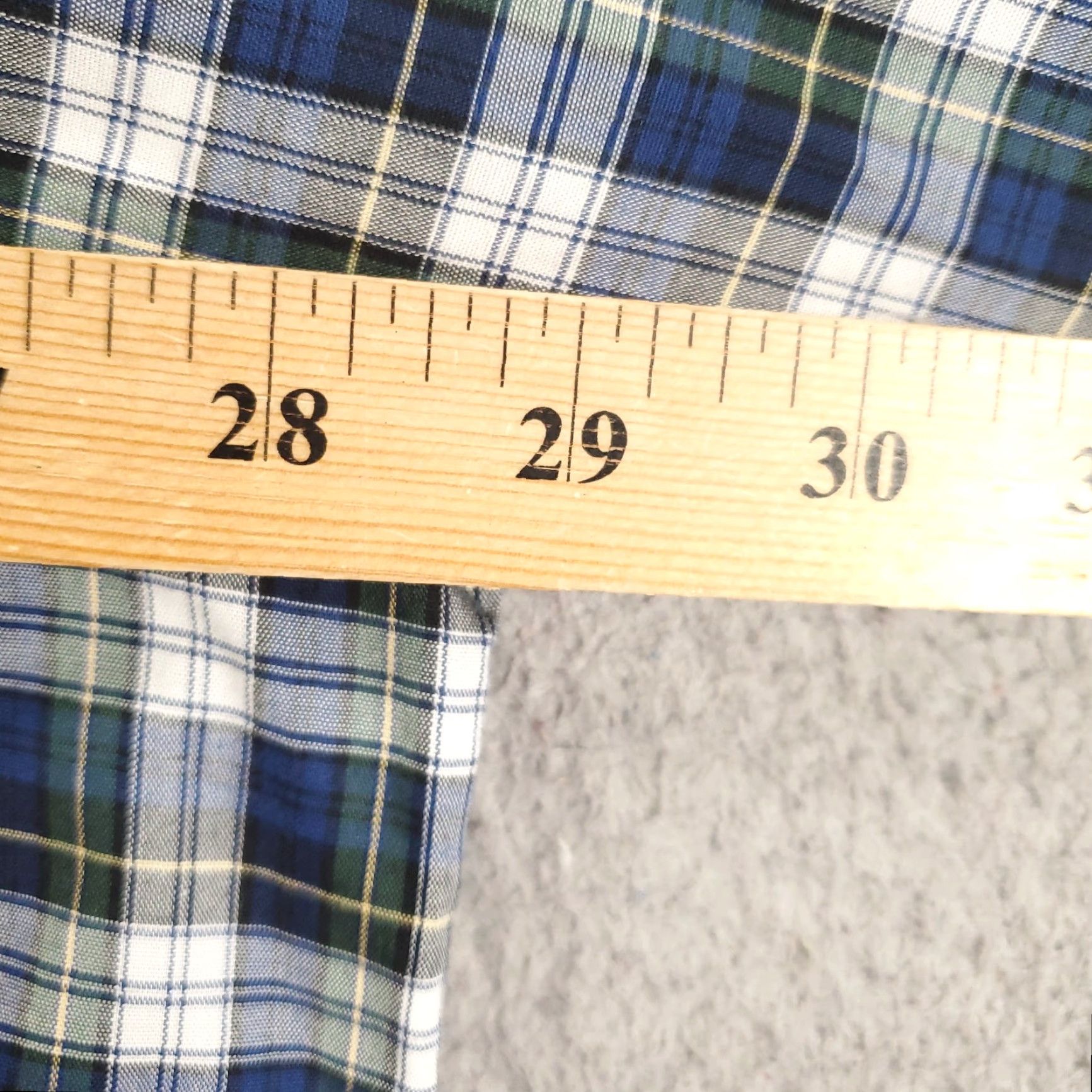 Vintage L.L. Bean Button-Up Mens Shirt XXL 2XL Blue White Green Plaid Traditional Fit Up Button Closure Collar Collar-Down Size US XXL / EU 58 / 5 - 6 Thumbnail