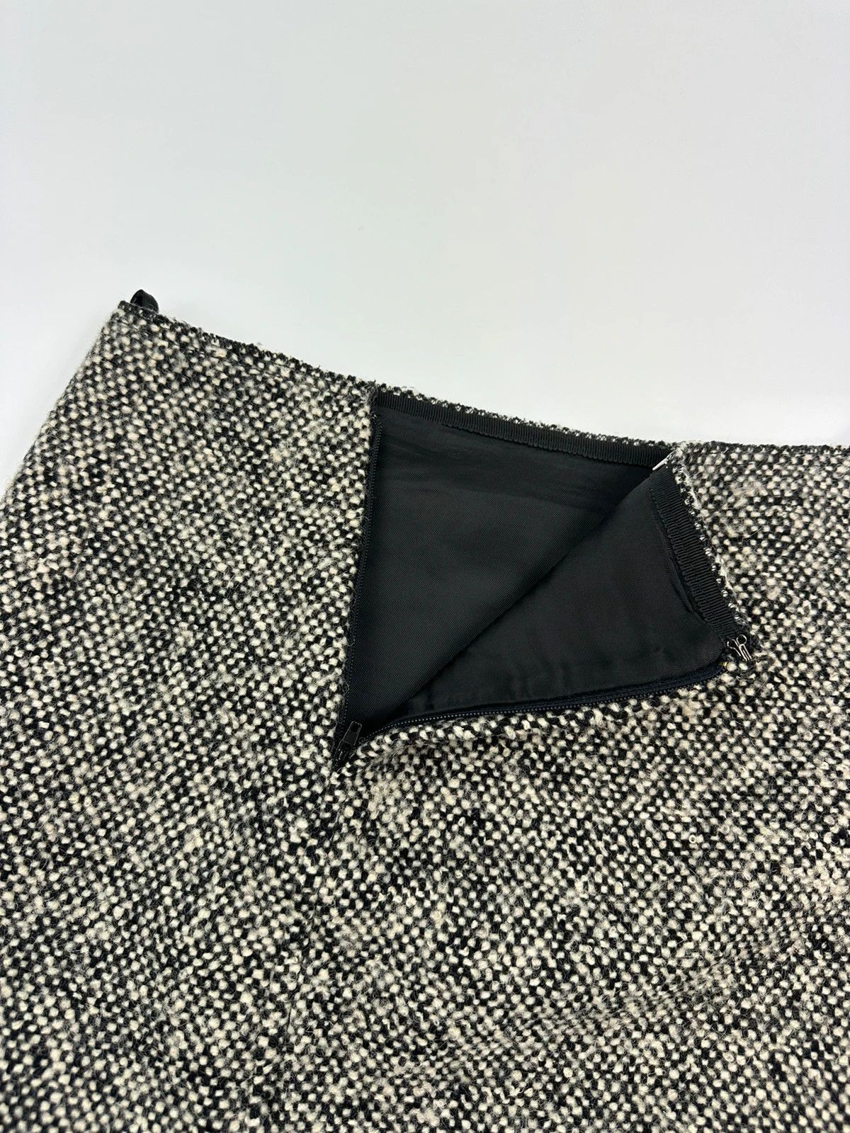 Miu Miu Miu Miu 00’s Grey Tweed Wool Skirt Strass Spike Nail Size 34" / US 12 / IT 48 - 8 Thumbnail