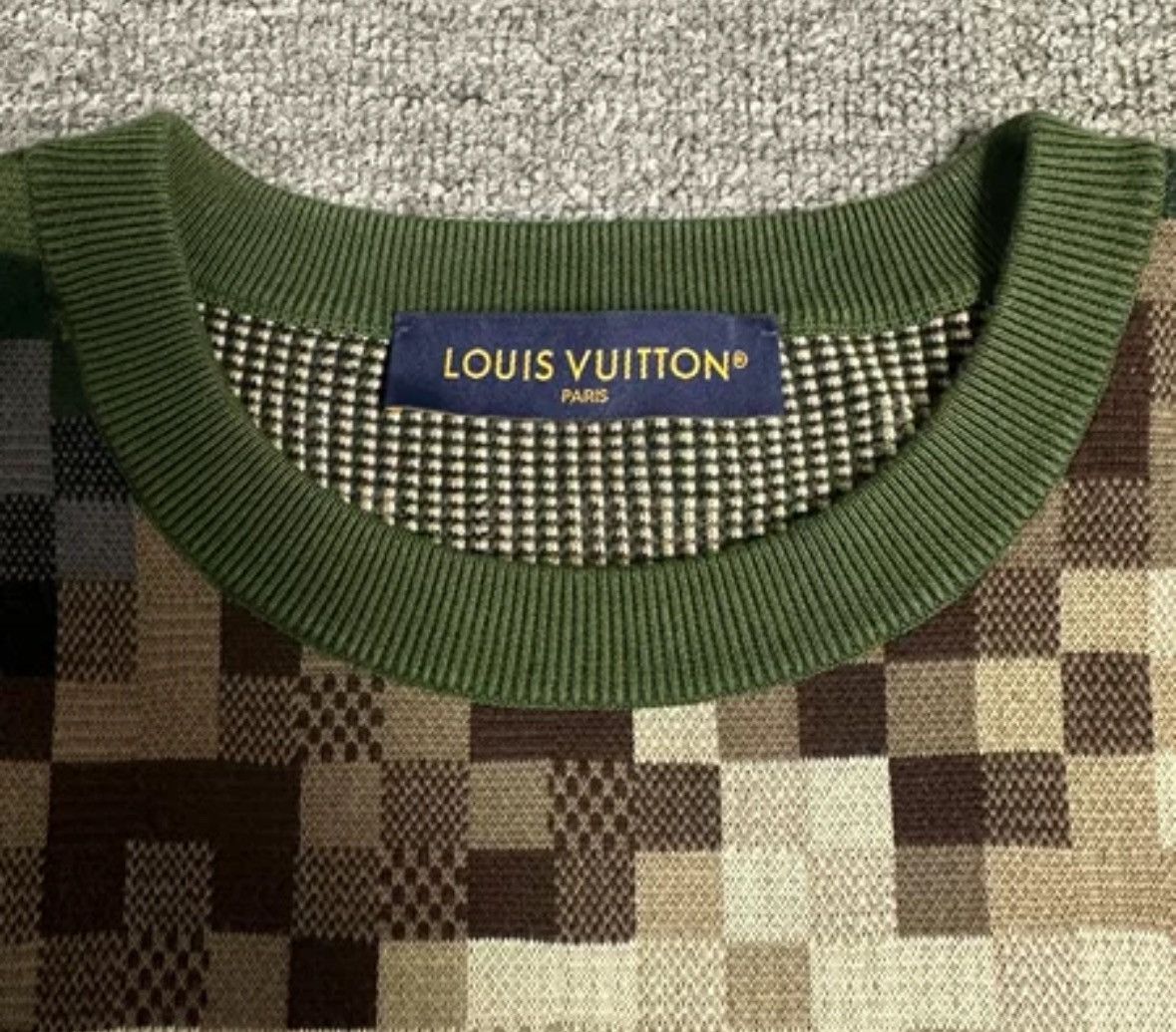 Louis Vuitton LOUIS VUITTON Camouflage mosaic knitted sweatshirt Size US L / EU 52-54 / 3 - 4 Thumbnail