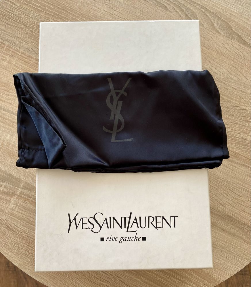 Yves Saint Laurent Yves Saint Laurent Suede Leather Heels Size US 7.5 / IT 37.5 - 7 Thumbnail