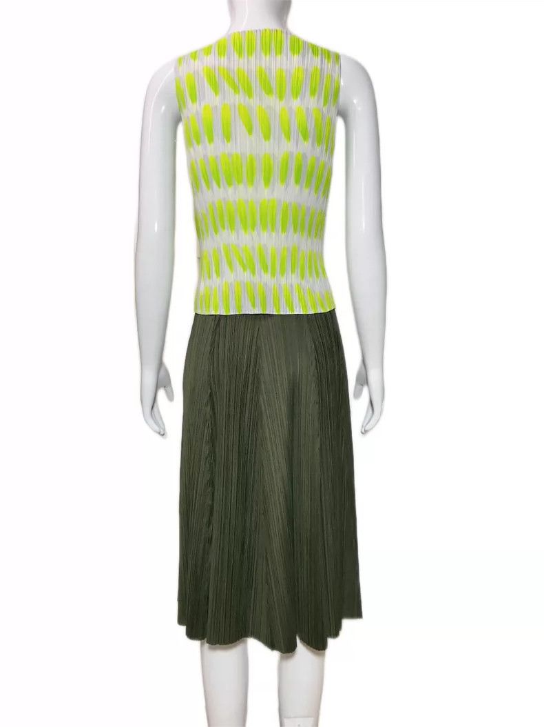 Issey Miyake Issey Miyake size:3 Light green pleated vest Size XS / US 0-2 / IT 36-38 - 6 Thumbnail