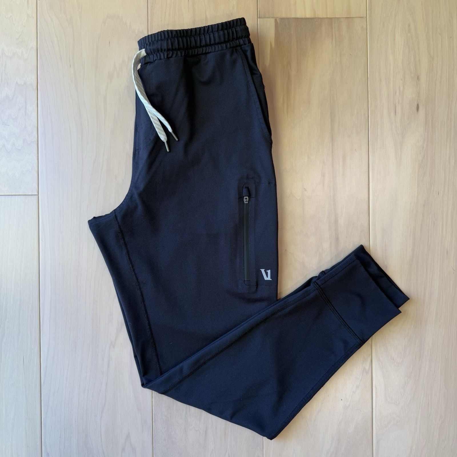 Vuori Vuori Sunday Performance Jogger Small Black Comfy Sweatpants Size US 28 / EU 44 - 2 Thumbnail