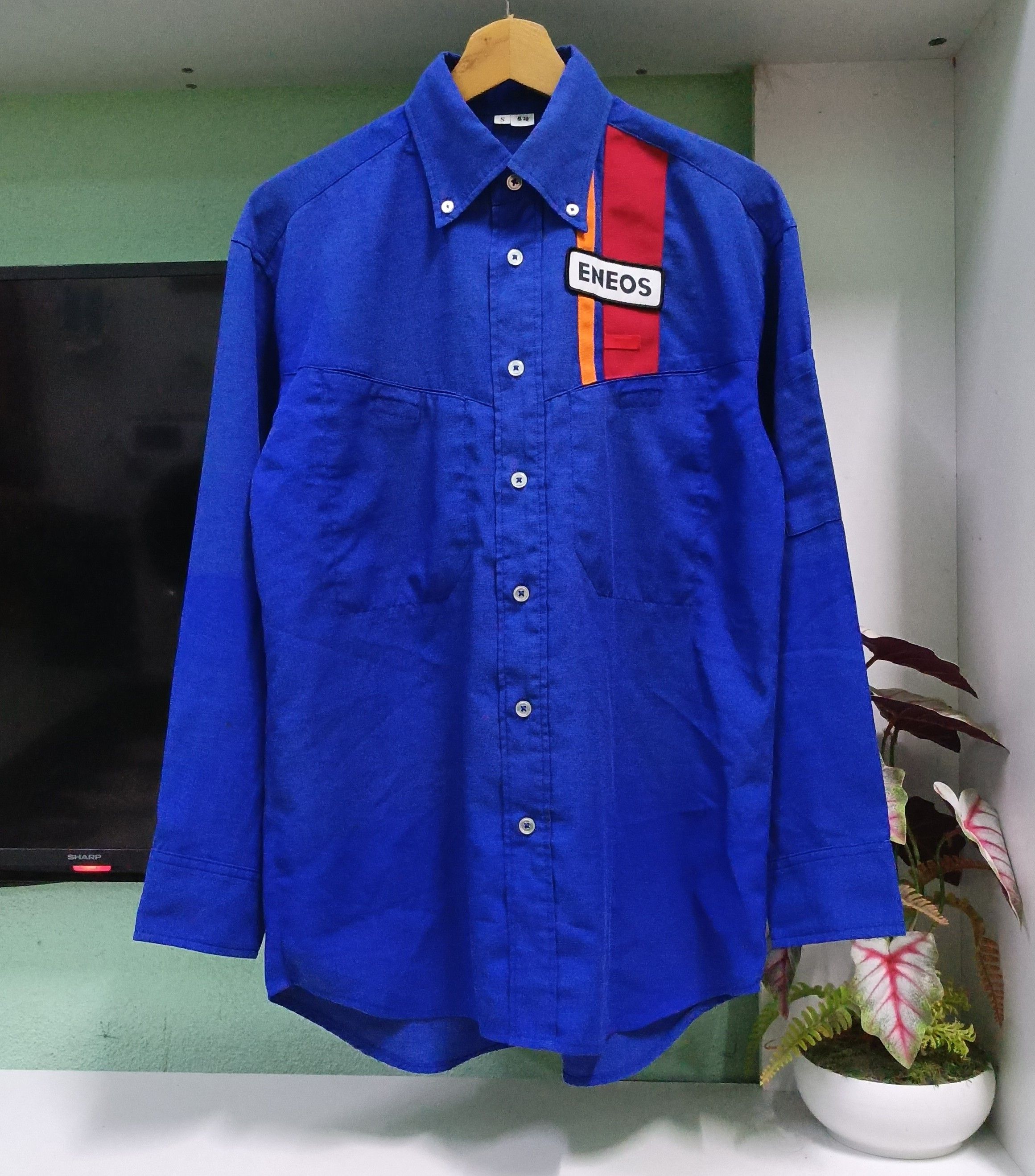 Japanese Brand Vintage ENEOS Motor Oil Long Sleeve Shirts Size US S / EU 44-46 / 1 - 2 Thumbnail
