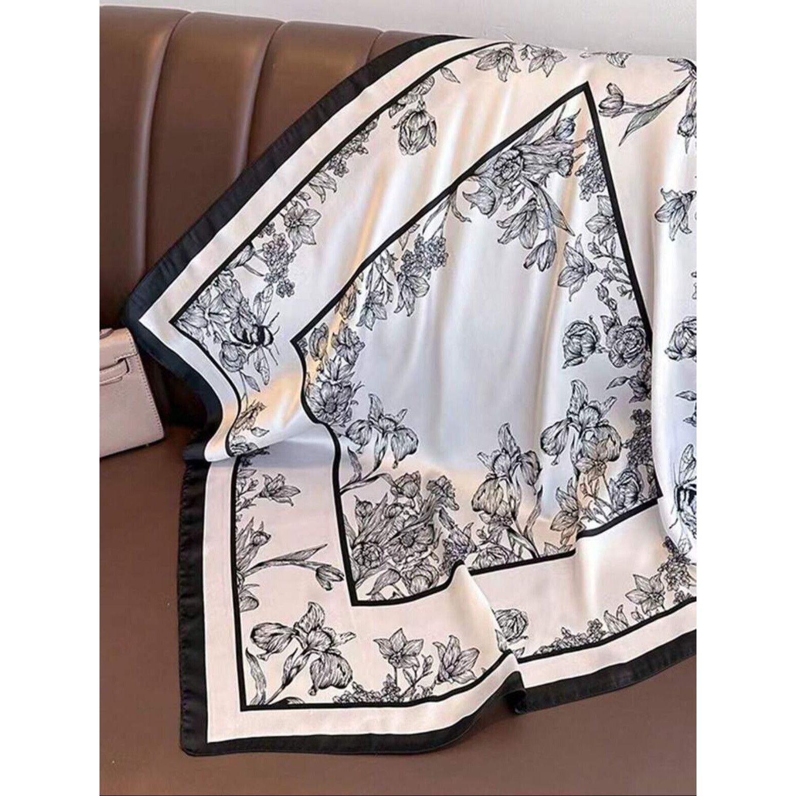 Other New Classic Bandana Square Scarf Vintage BLACK and WHITE Sil Size ONE SIZE - 6 Thumbnail
