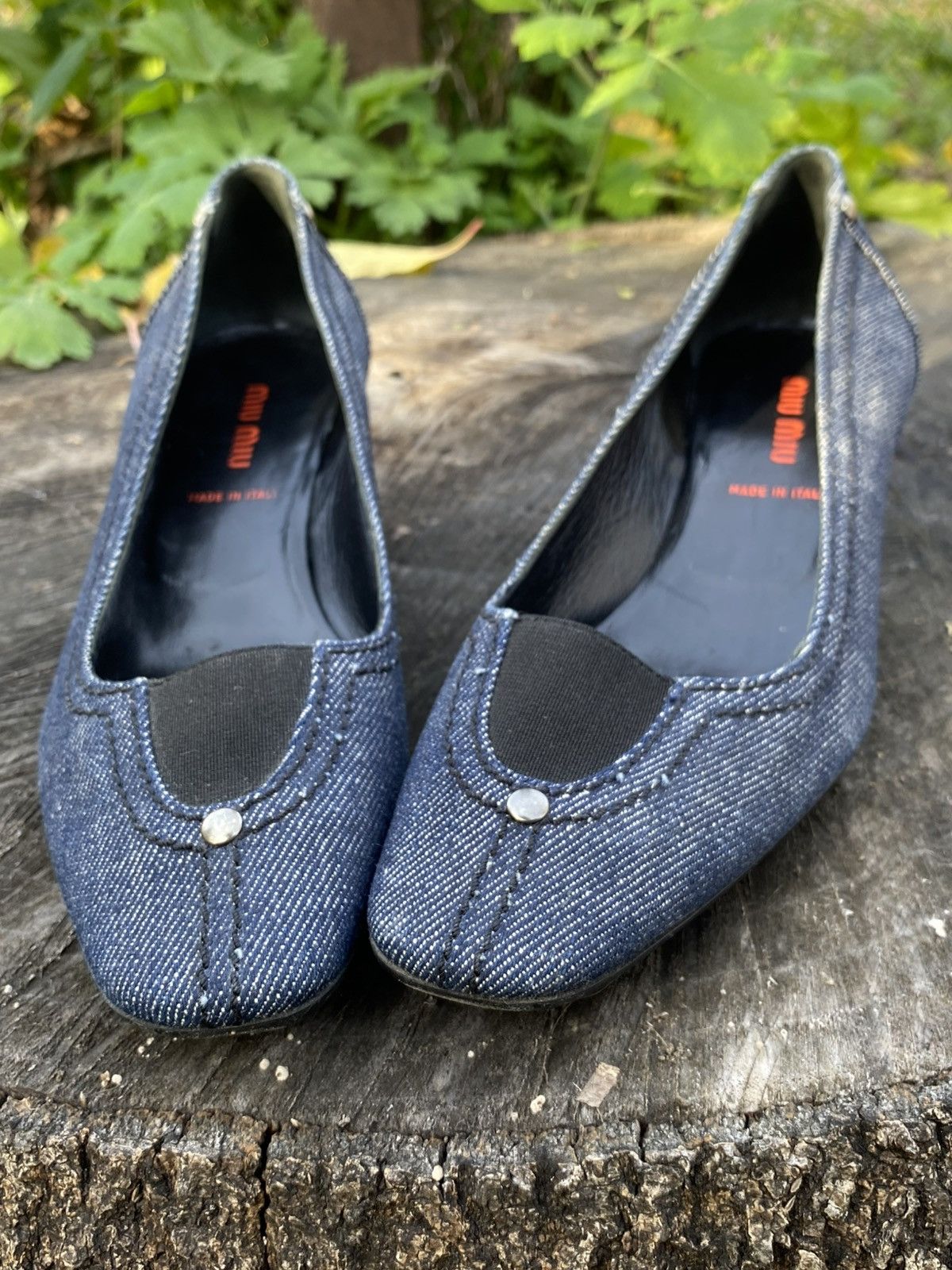 Miu Miu Vintage Miu Miu Denim Low Heel Shoe Size US 5 / IT 35 - 6 Thumbnail