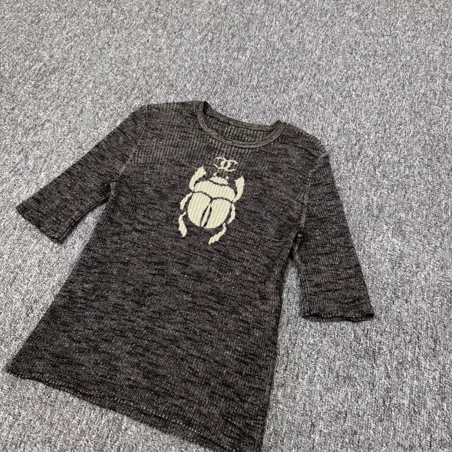 Chanel Chanel Beetle Short Sleeve Knit Top 38 99 New Size S / US 4 / IT 40 - 3 Thumbnail