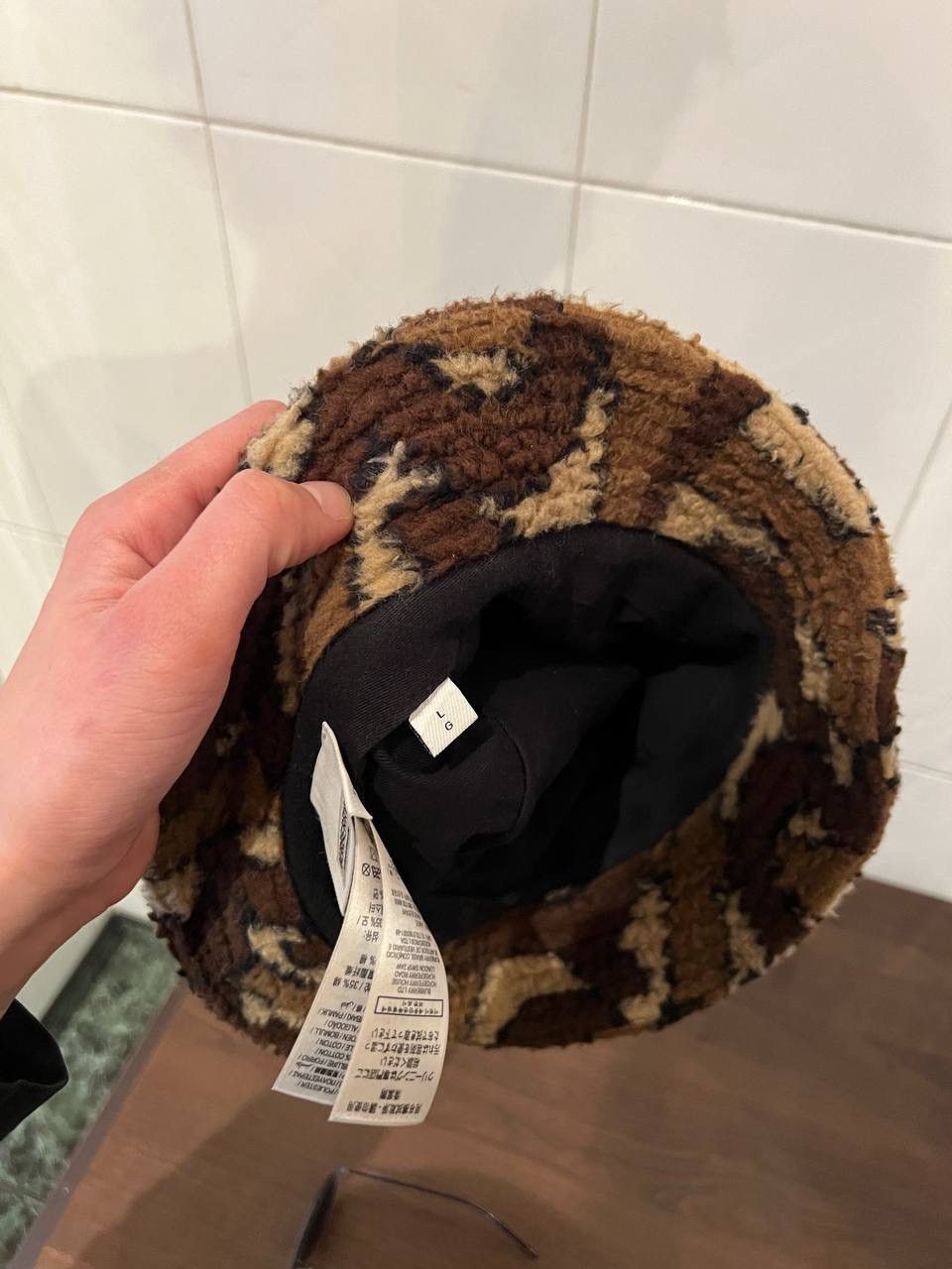 Burberry Burberry monogram sherpa bucket hat Size ONE SIZE - 13 Thumbnail