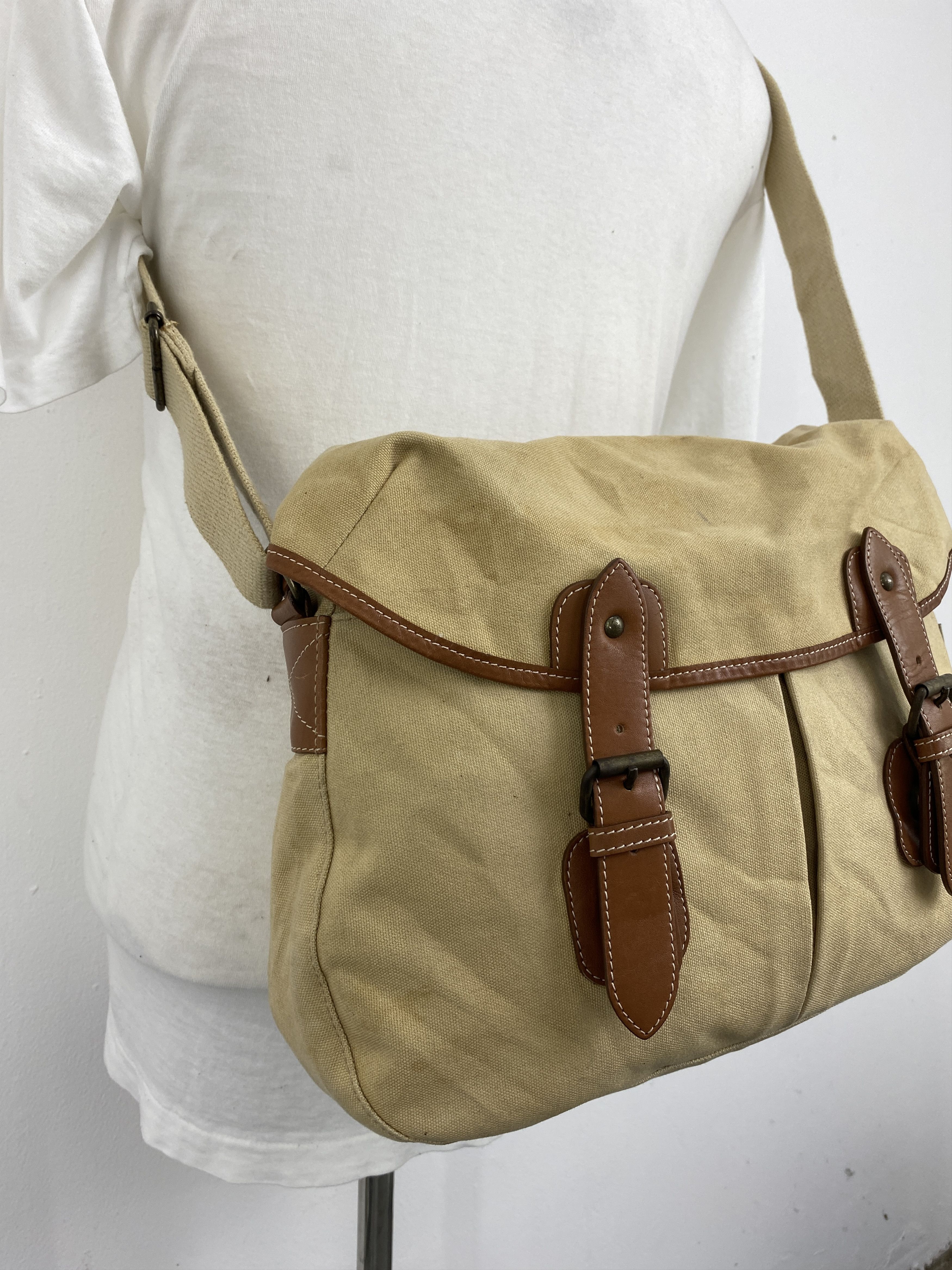 Giordano Vintage Giordano Canvas Leather Sling Bag BG0116 Size ONE SIZE - 3 Thumbnail