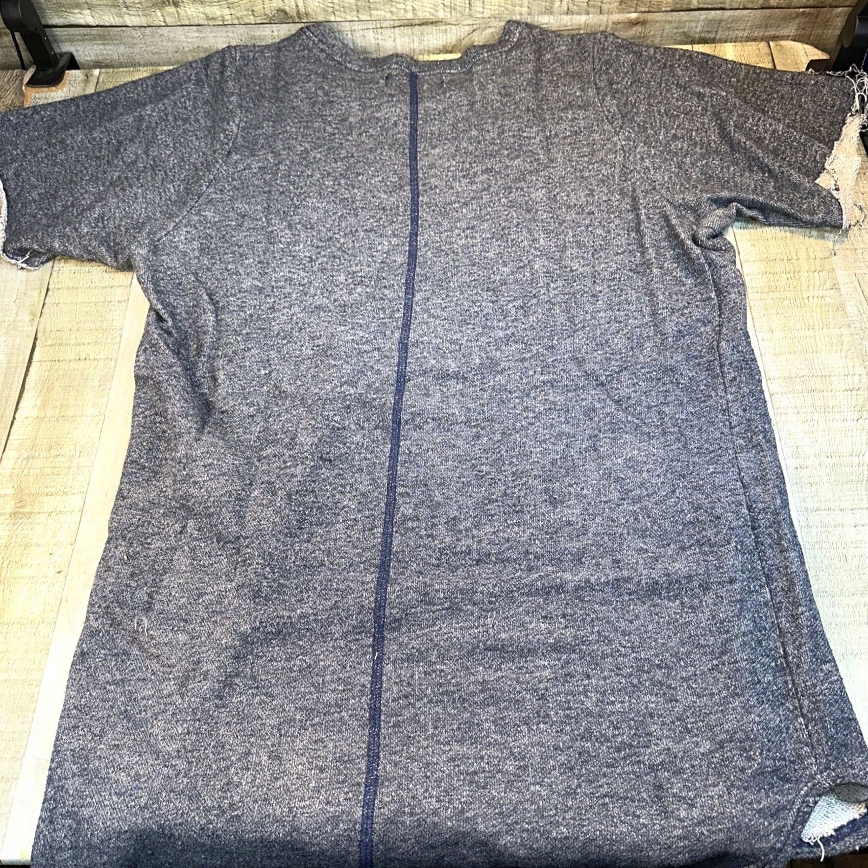 Vintage premium XXL blue cut off sleeve sweatshirt Men 2XL Pullover Hoodie Sweatshirt Size US XXL / EU 58 / 5 - 4 Thumbnail