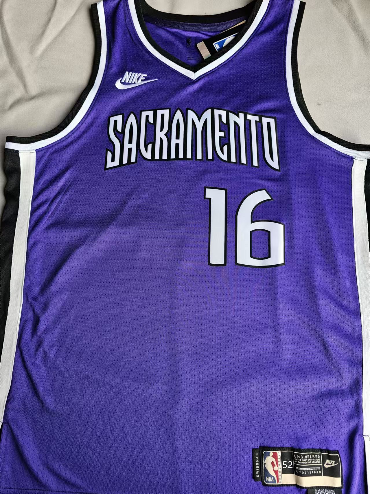 NBA Sacramento Kings #16 Peja Stojaković Jersey Size US XL / EU 56 / 4 - 2 Thumbnail