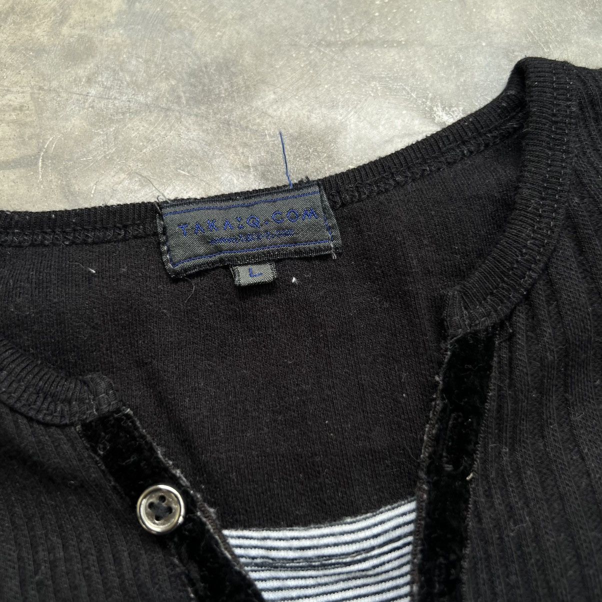 14th Addiction 2000s Taka:Q Vkei Style Ribbed Half Button T-Shirt Size US L / EU 52-54 / 3 - 6 Thumbnail