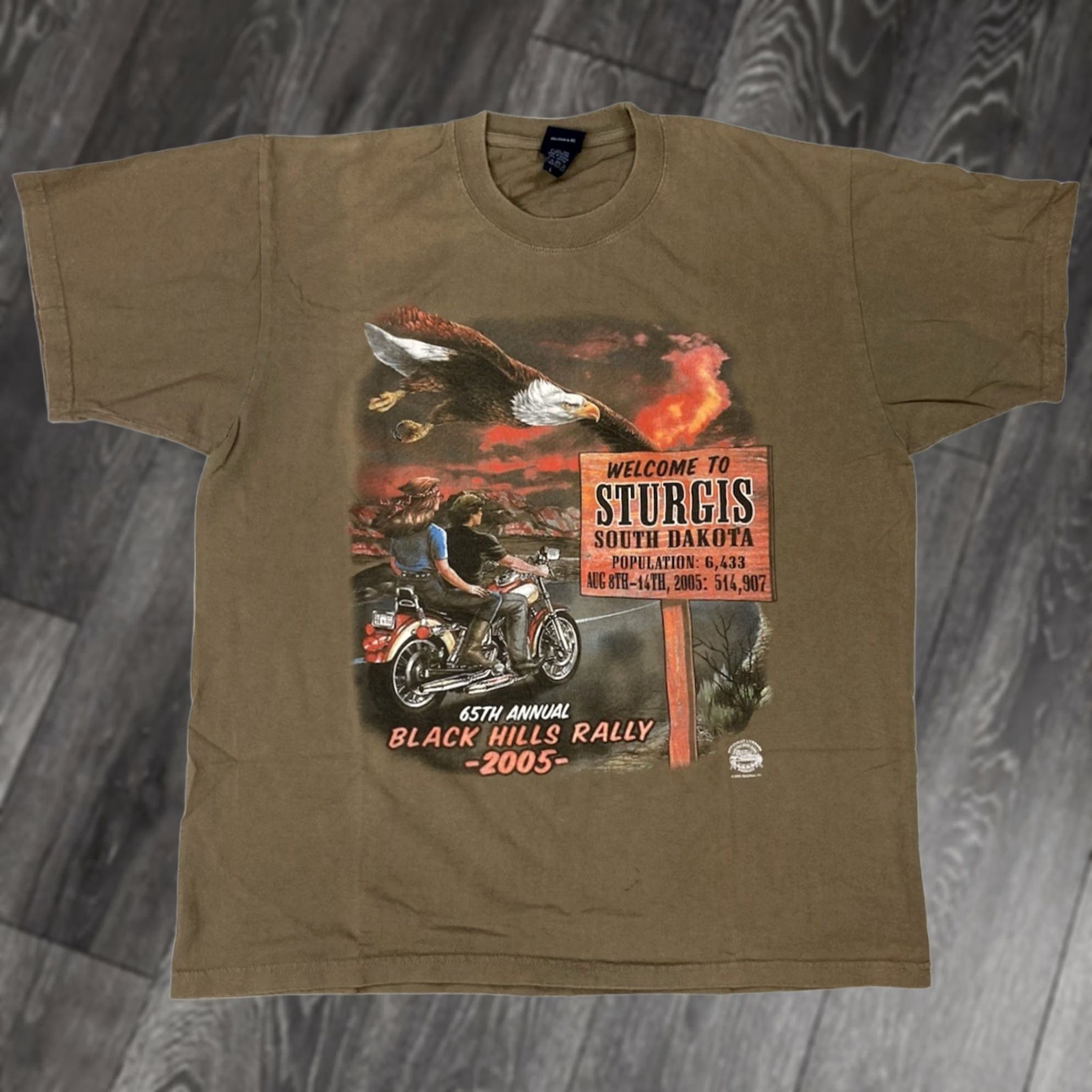 Vintage VINTAGE Sturgis Black Hills Rally 2005 Graphic T-shirt Men Large Motorcycle Shirt XL Brown Cotton Crew Neck Short Sleeve Logo All Seasons Vintage: Yes Size US XL / EU 56 / 4 - 1 Thumbnail