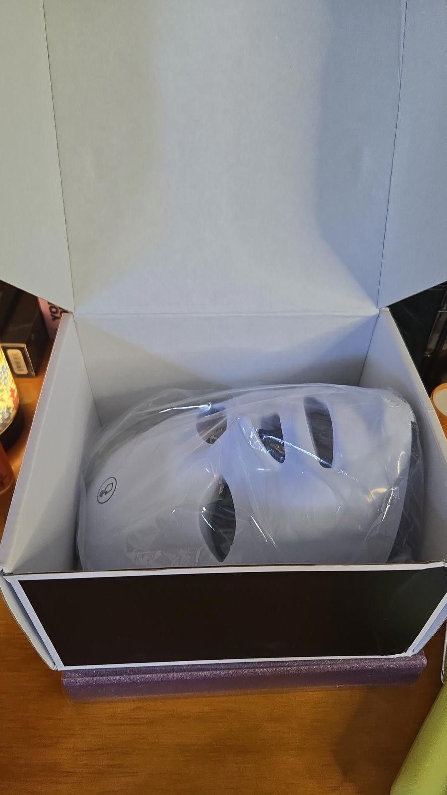 Other La Parfait Cosmetics LED Beauty Mask – Brand New in Box Size ONE SIZE - 2 Thumbnail