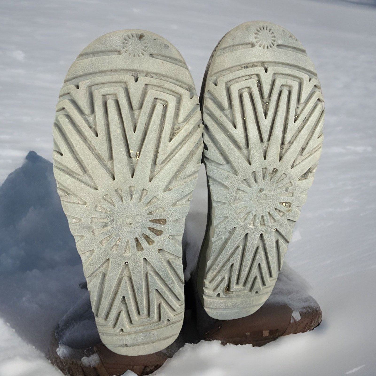 Ugg UGG Classic Short II Sz 8 Women’s Grey Sheepskin Winter Boo7 Size US 8 / IT 38 - 6 Thumbnail
