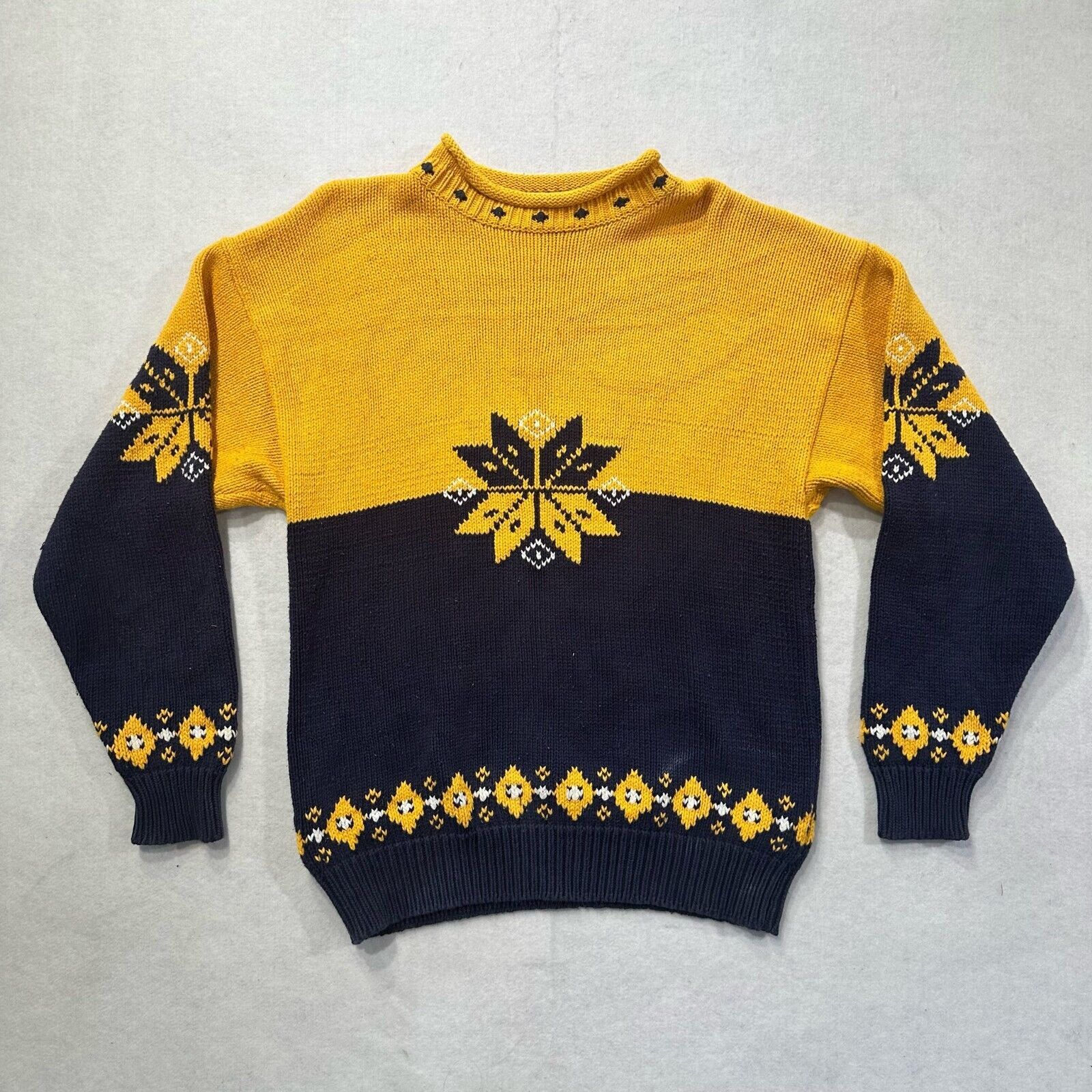 Gap VINTAGE Gap Sweater Mens Large Yellow Blue Knit Snowflake Pattern